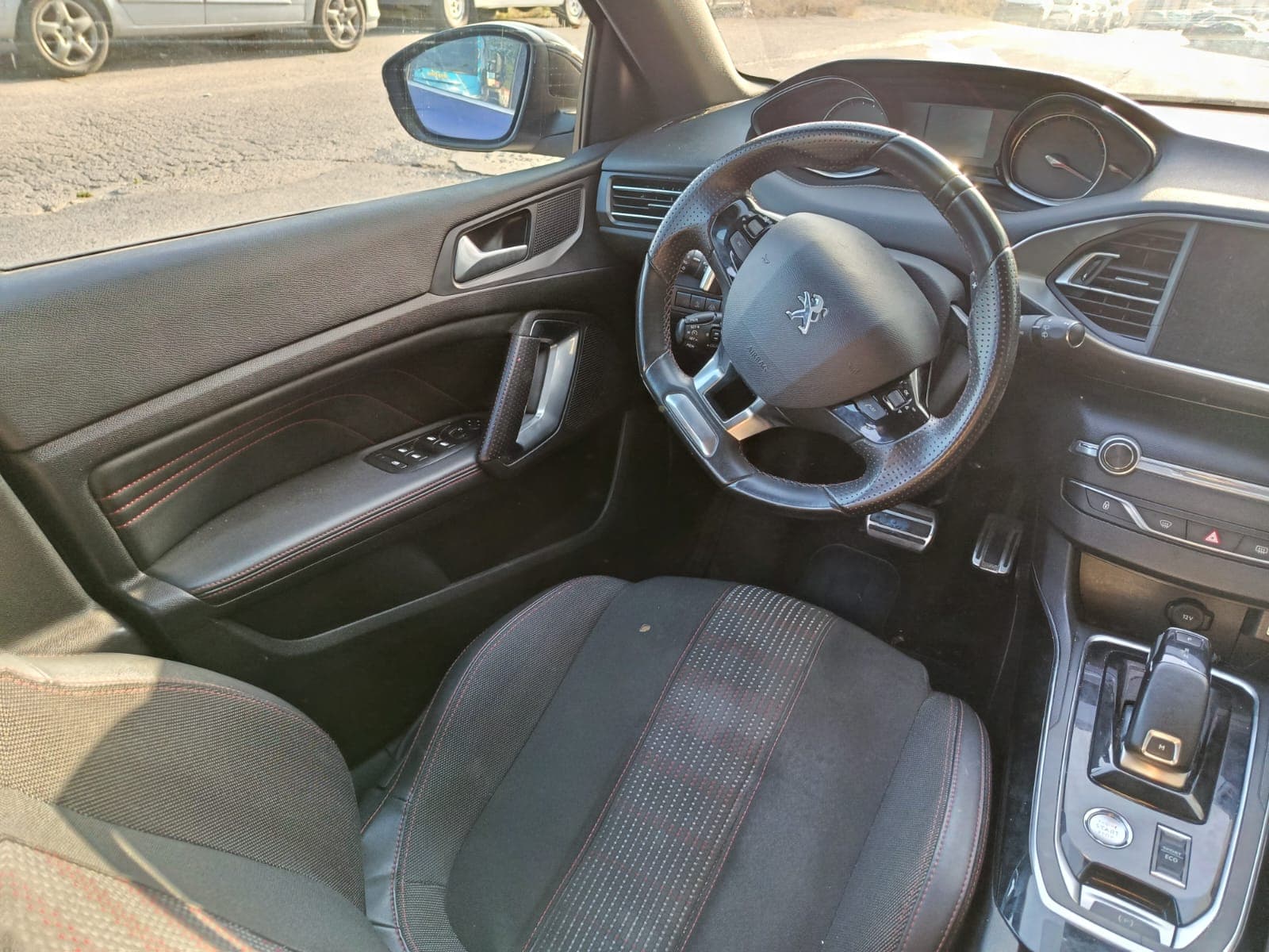 Peugeot 308 · Ano 2020 — imagen 18