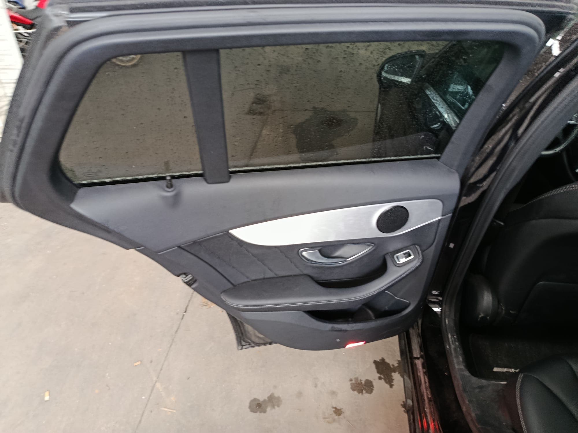 Mercedes-Benz C 220 D · Ano 2016 — imagen 17
