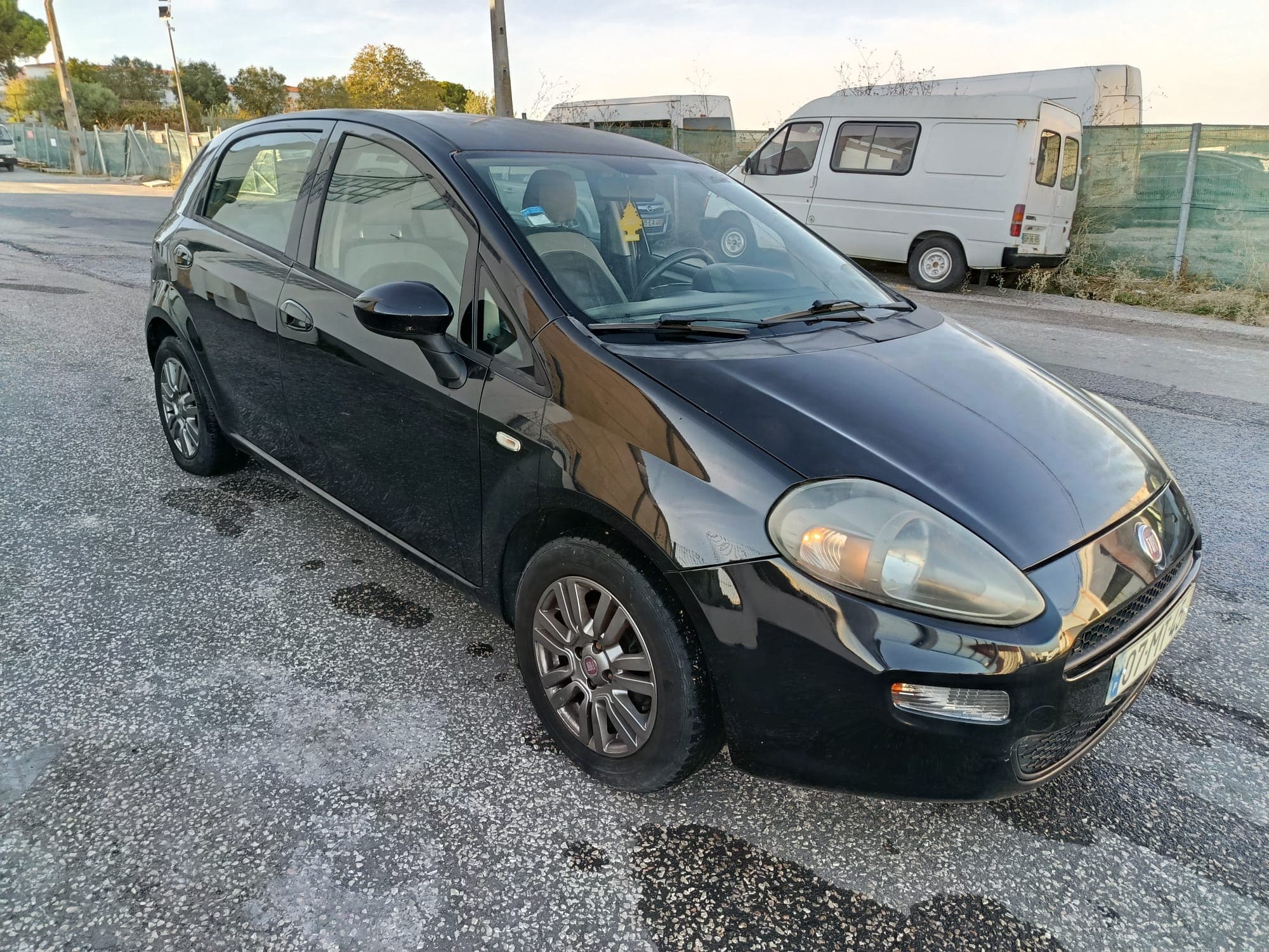 Fiat Punto · Ano 2012 — image 3