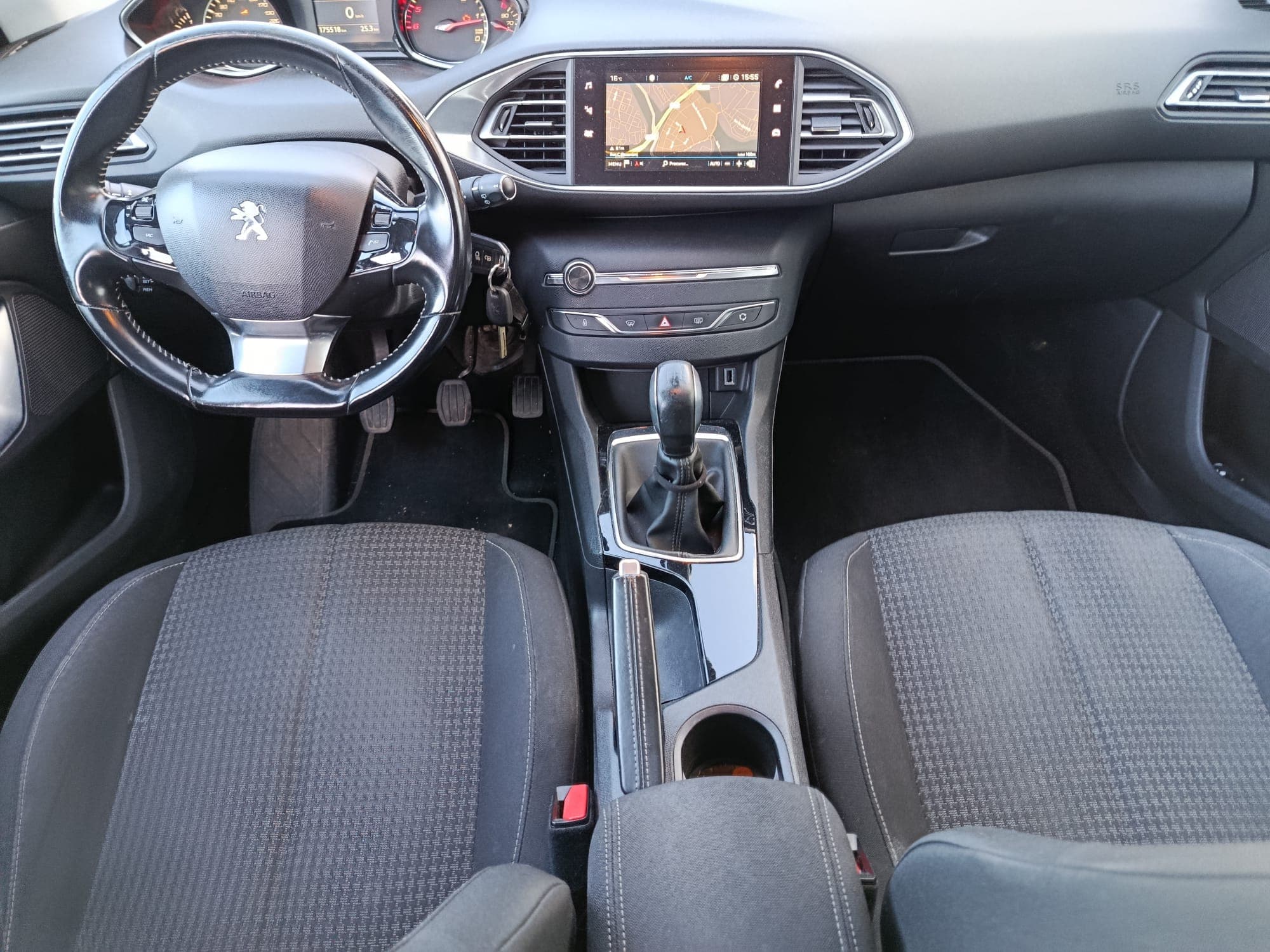 Peugeot 308 · Ano 2017 — imagen 14