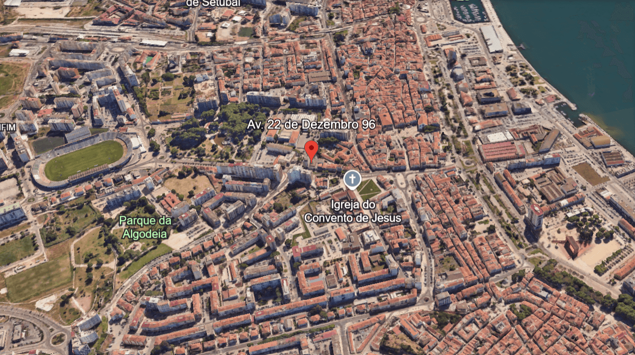 Proporção de 1/2 de Edifício · Setúbal — imagem 19