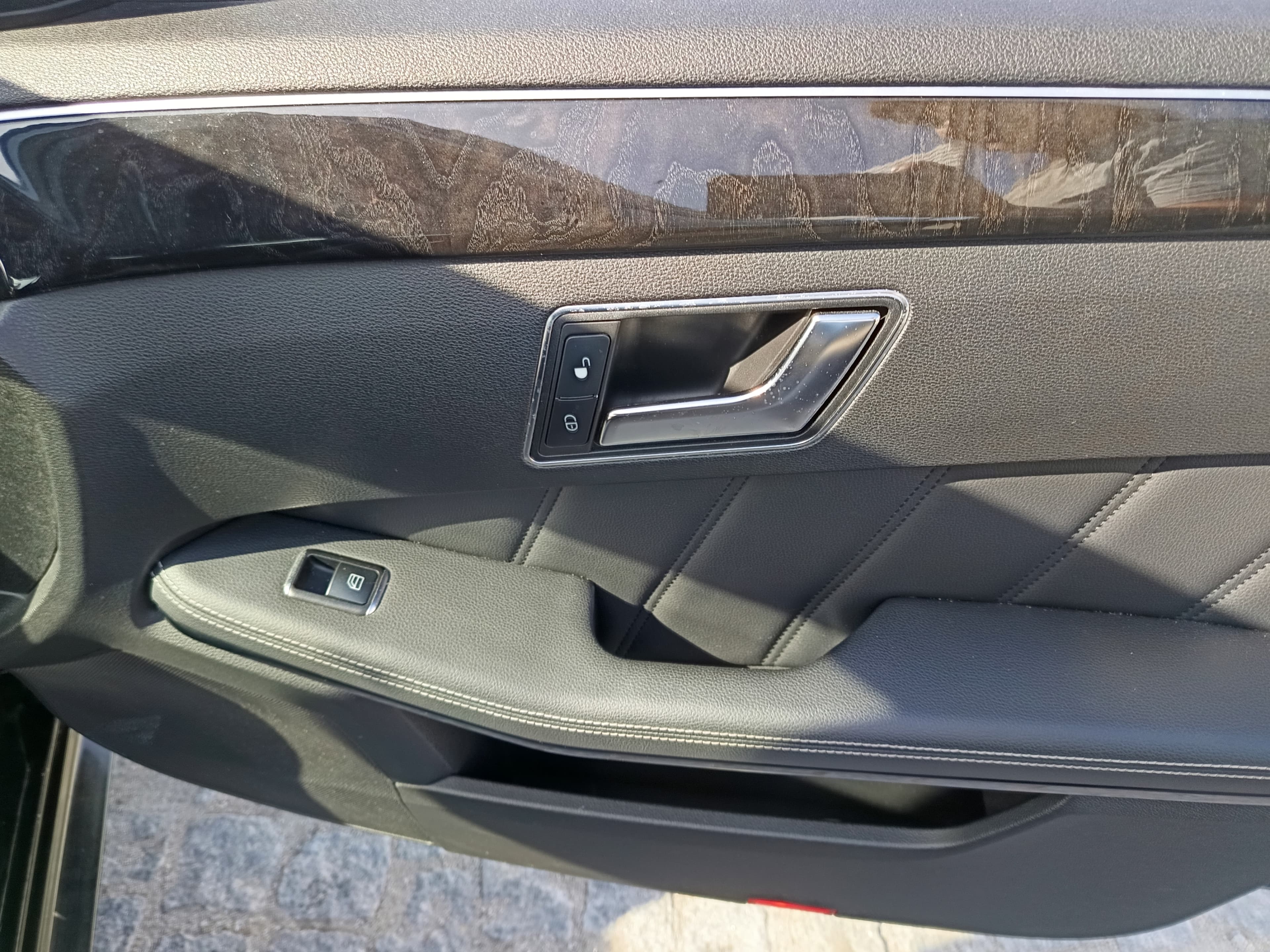 Mercedes-Benz E250 · Ano 2012 — imagen 25