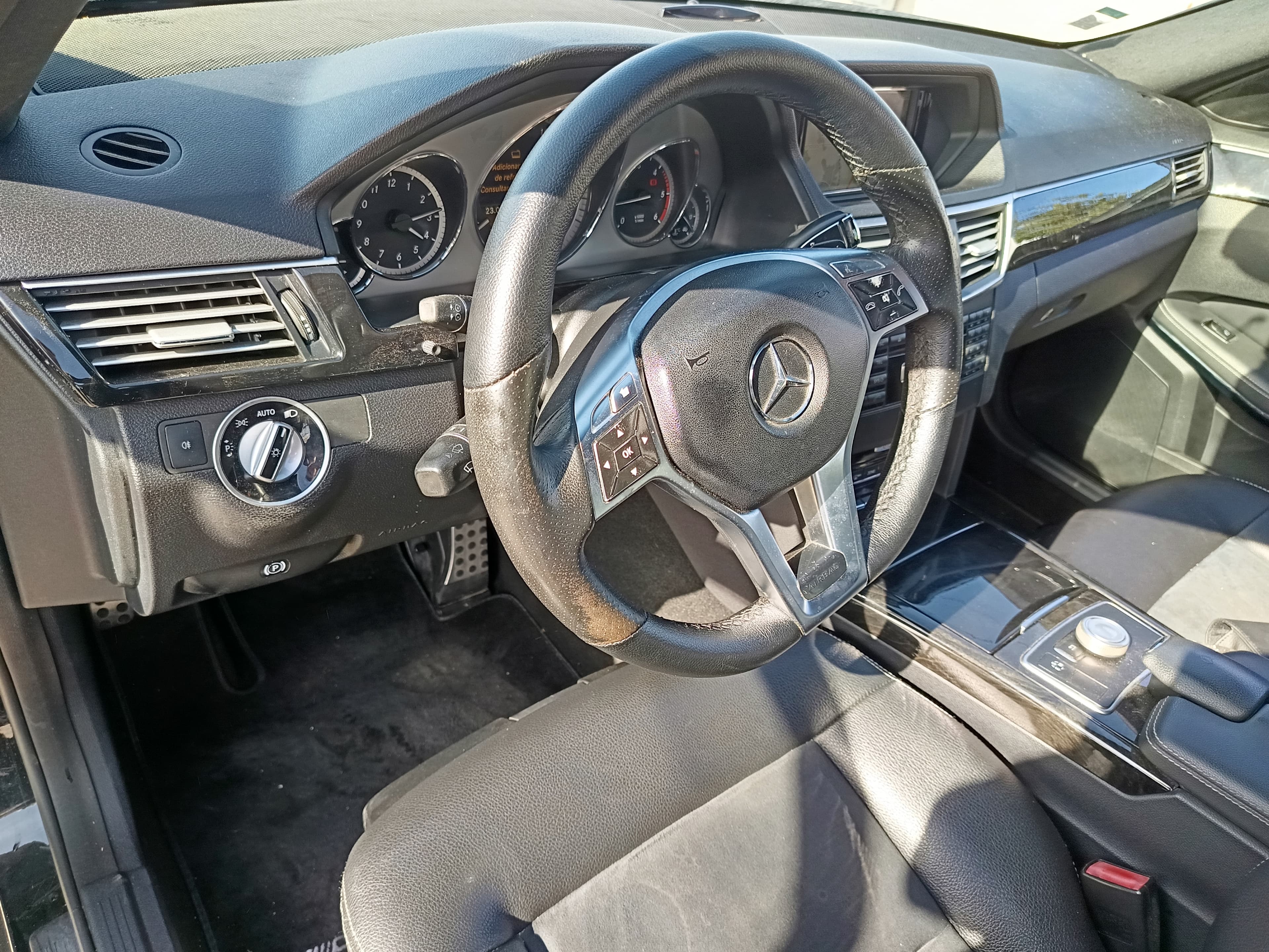 Mercedes-Benz E250 · Ano 2012 — imagen 37