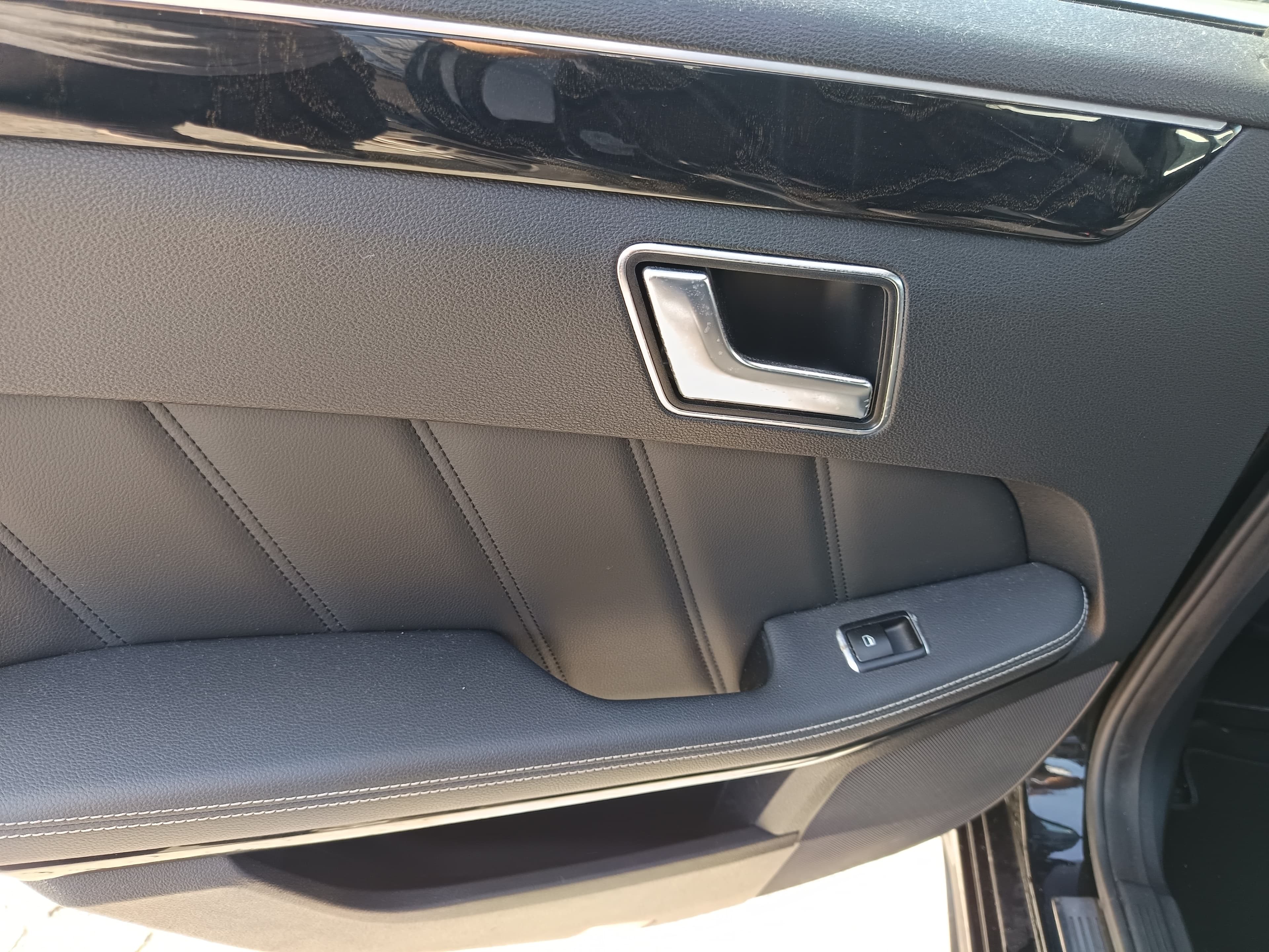 Mercedes-Benz E250 · Ano 2012 — imagen 29