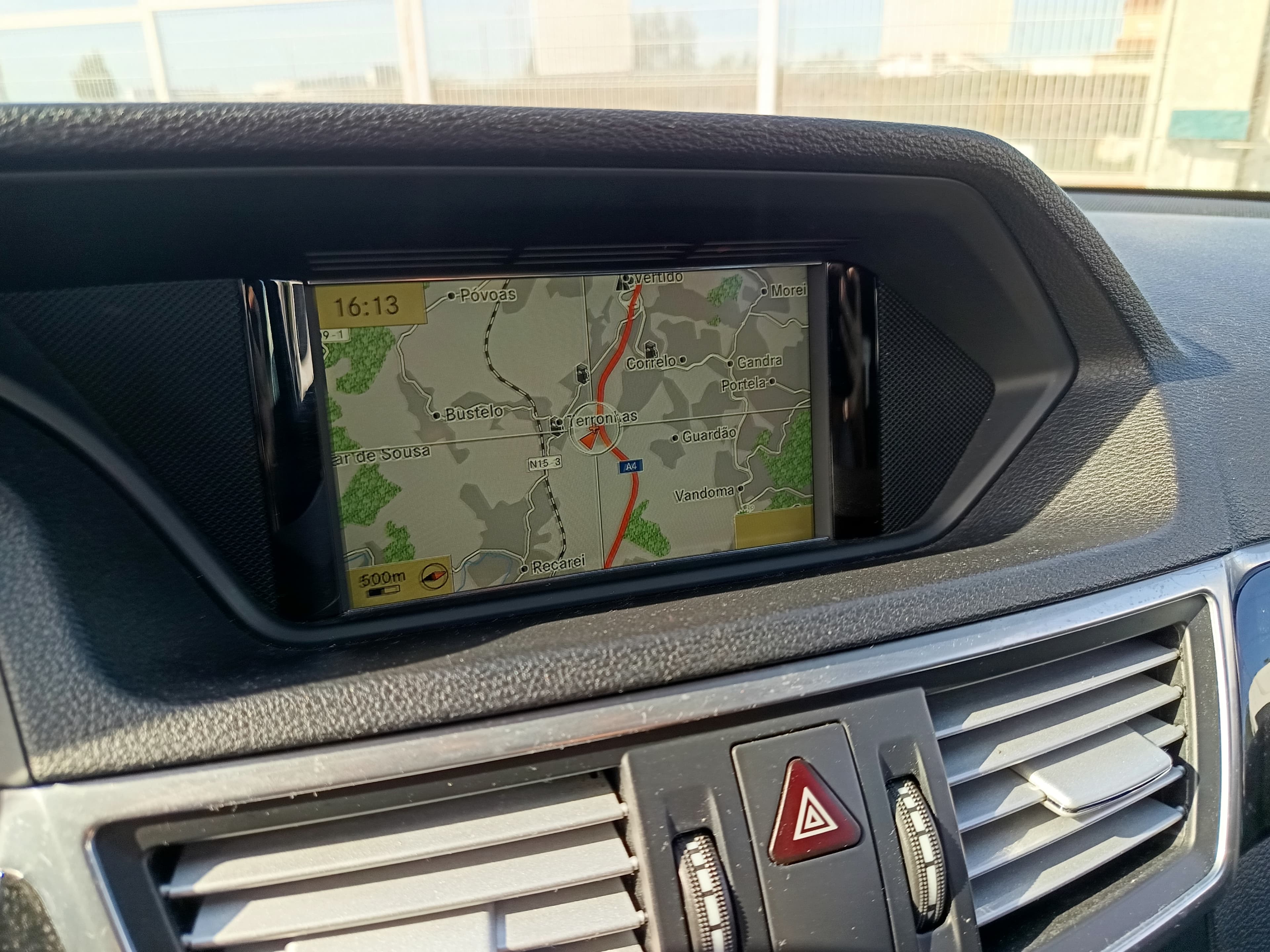 Mercedes-Benz E250 · Ano 2012 — imagen 39