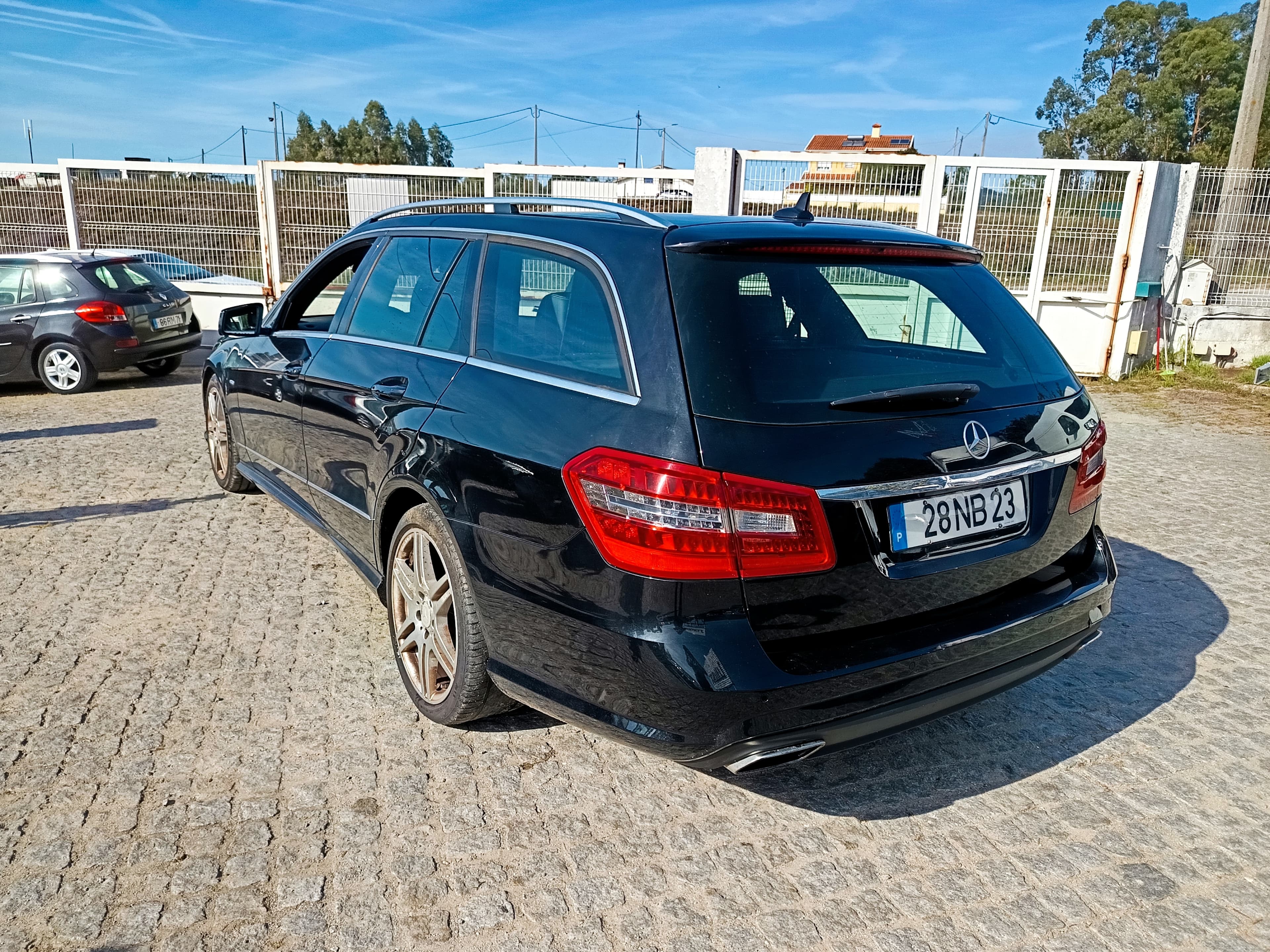 Mercedes-Benz E250 · Ano 2012 — imagen 7