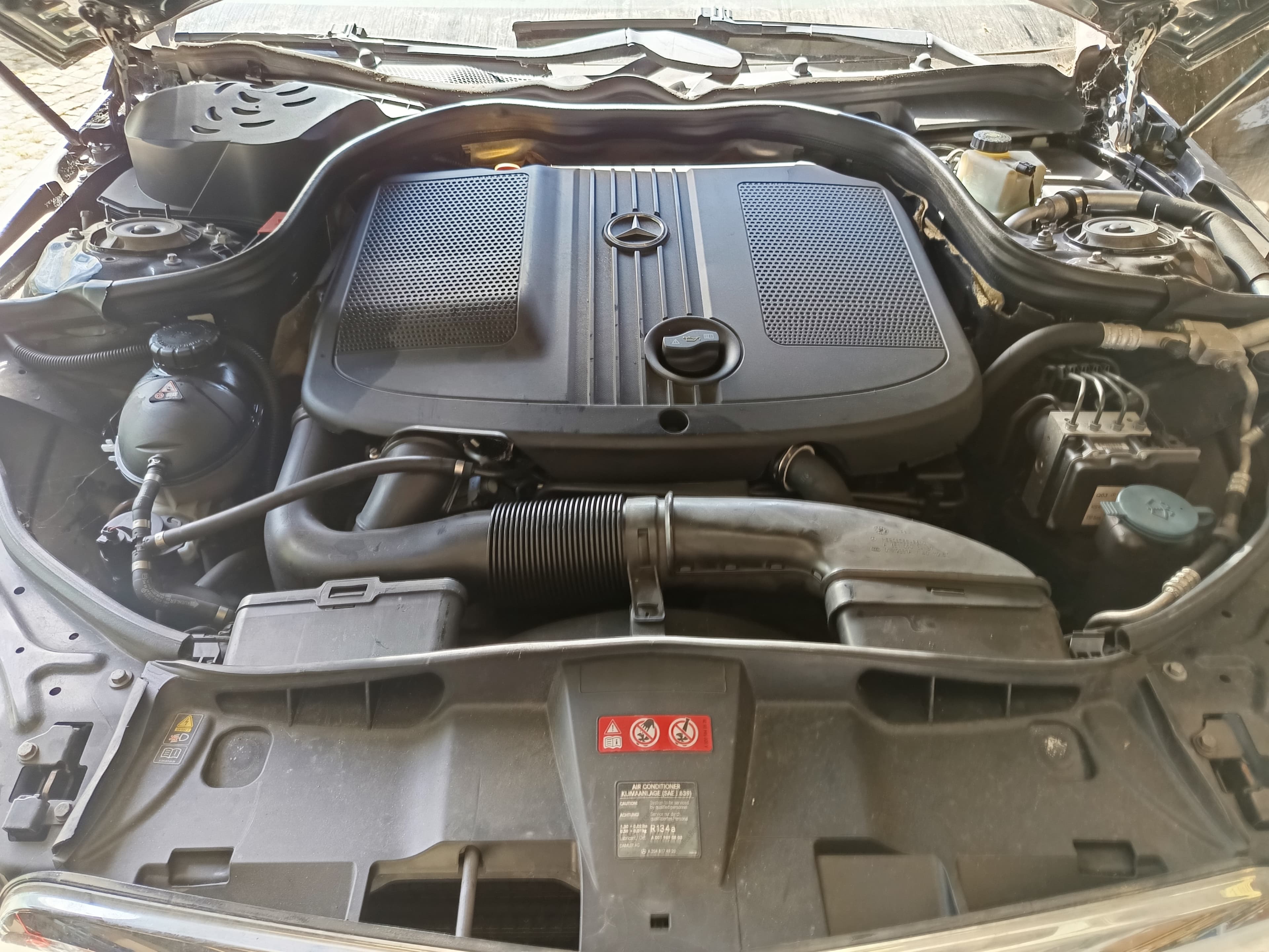 Mercedes-Benz E250 · Ano 2012 — imagen 8