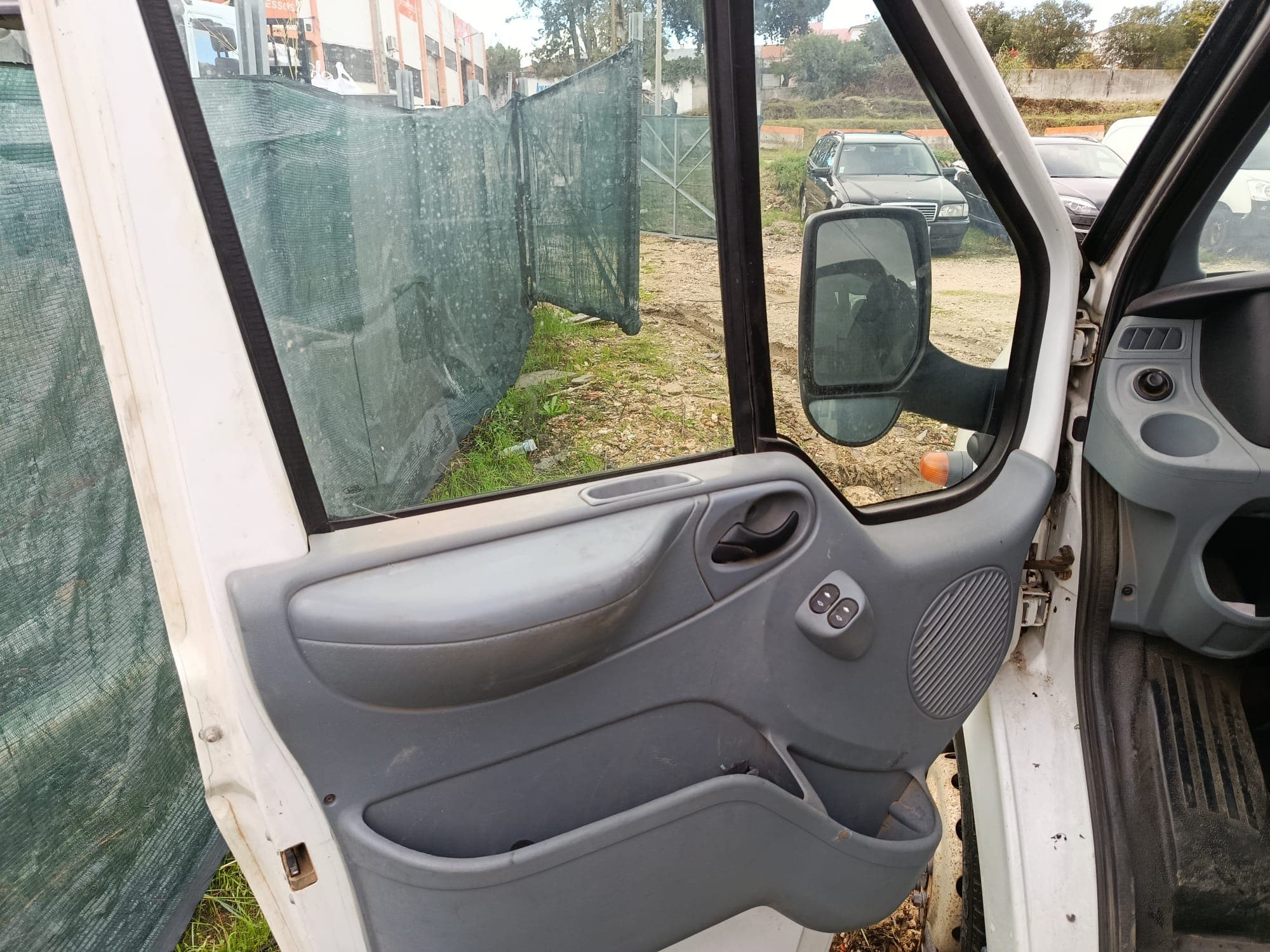 Ford Transit · Ano 2007 — imagen 13
