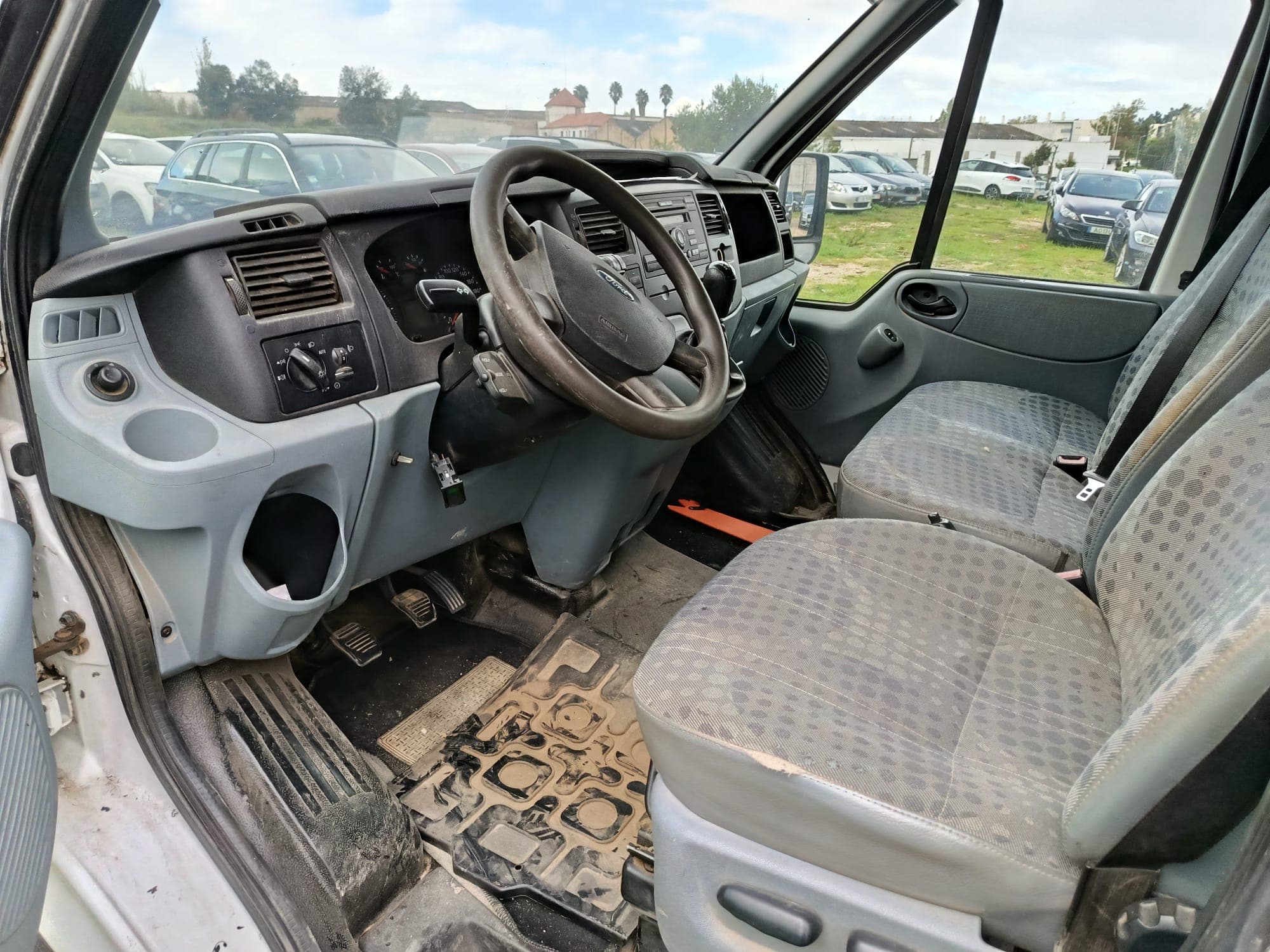 Ford Transit · Ano 2007 — imagen 11