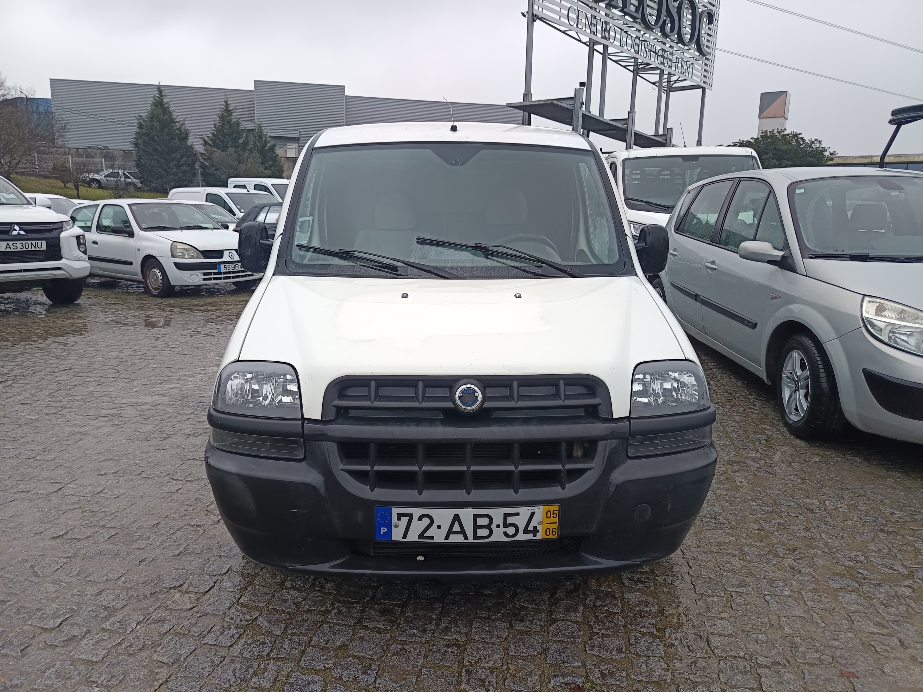 Fiat Doblo I Cargo (223) 1.9 JTD · Ano 2005 — image 2
