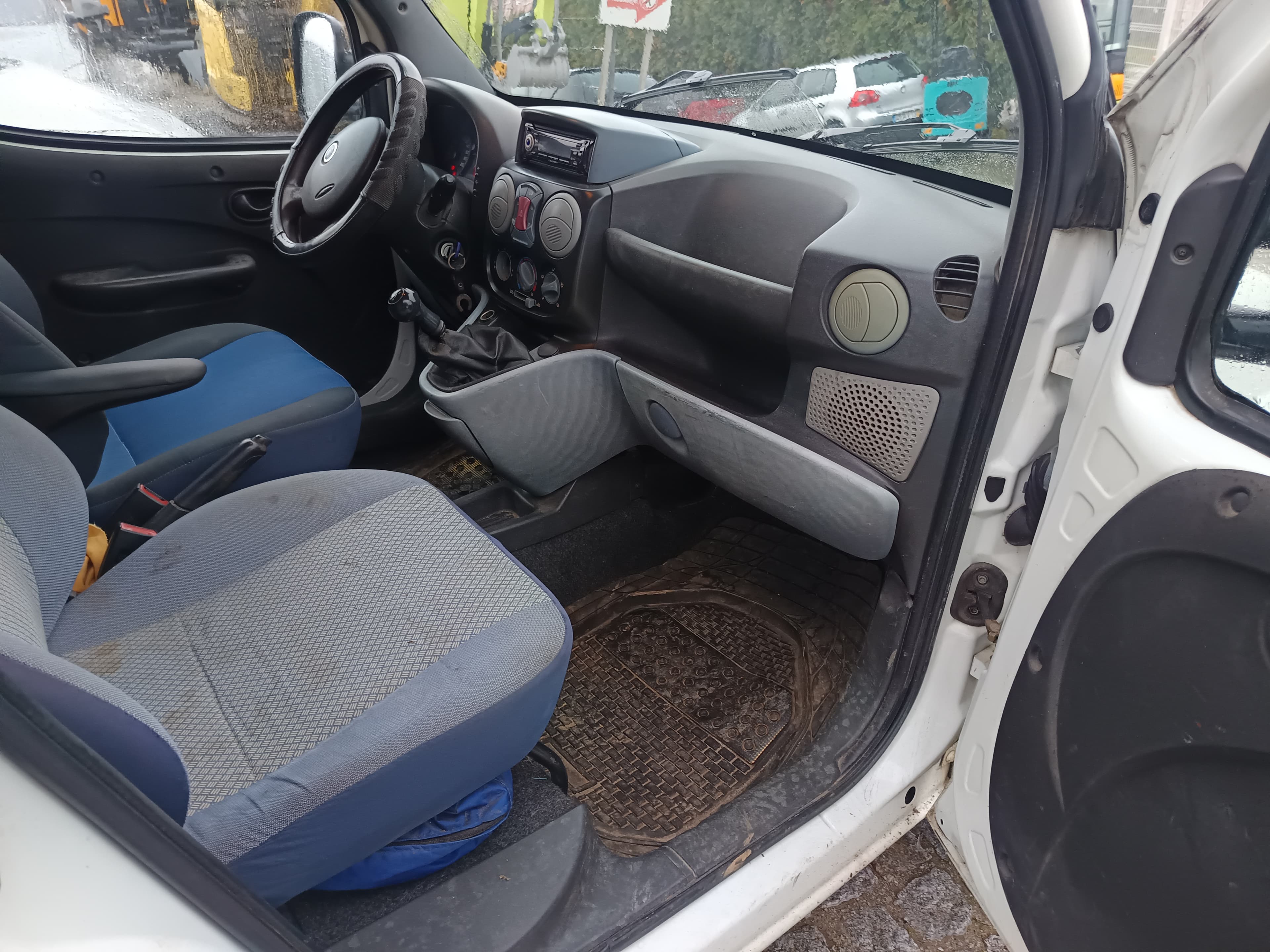 Fiat Doblo I Cargo (223) 1.9 JTD · Ano 2005 — image 24