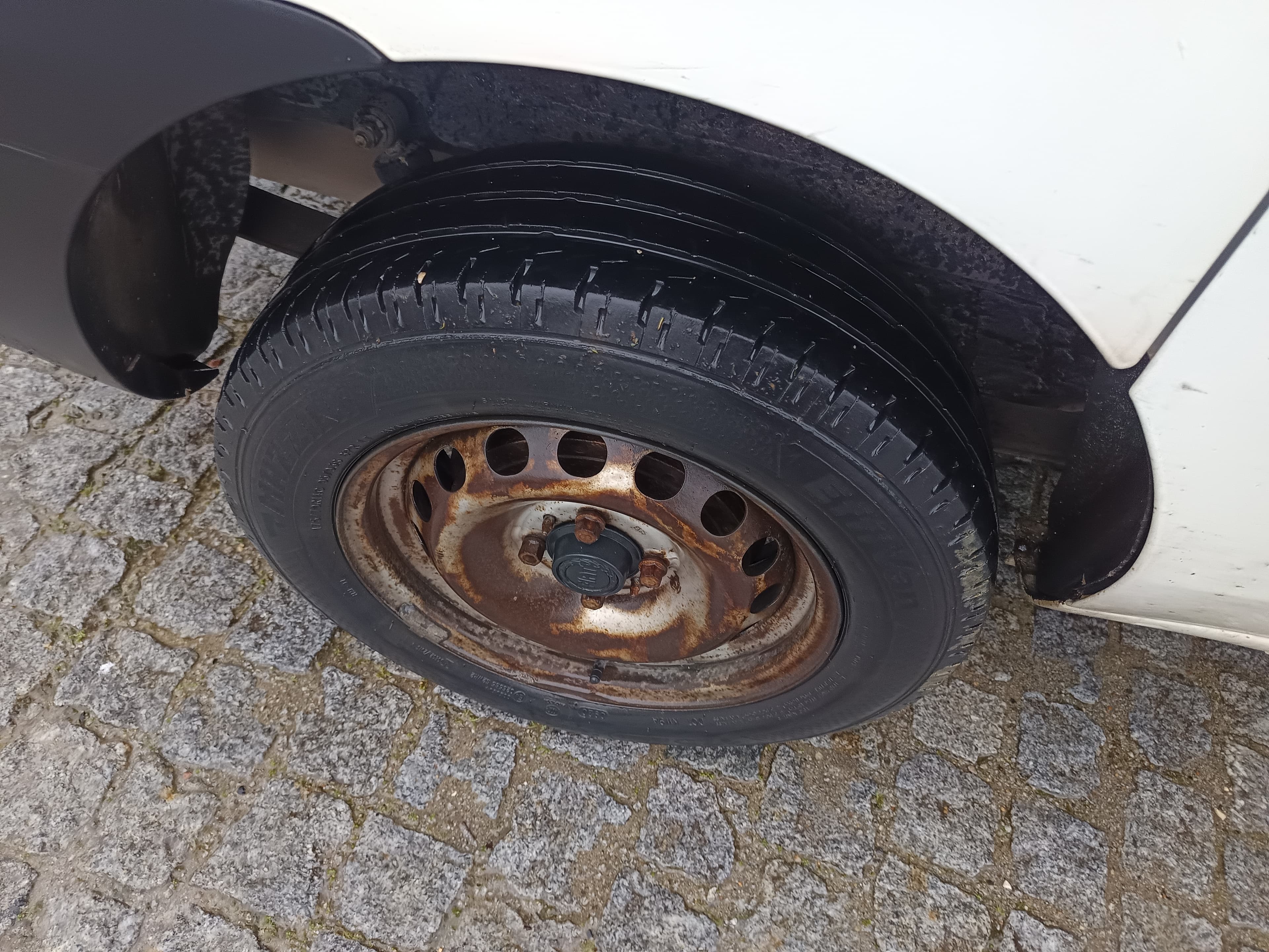 Fiat Doblo I Cargo (223) 1.9 JTD · Ano 2005 — image 10