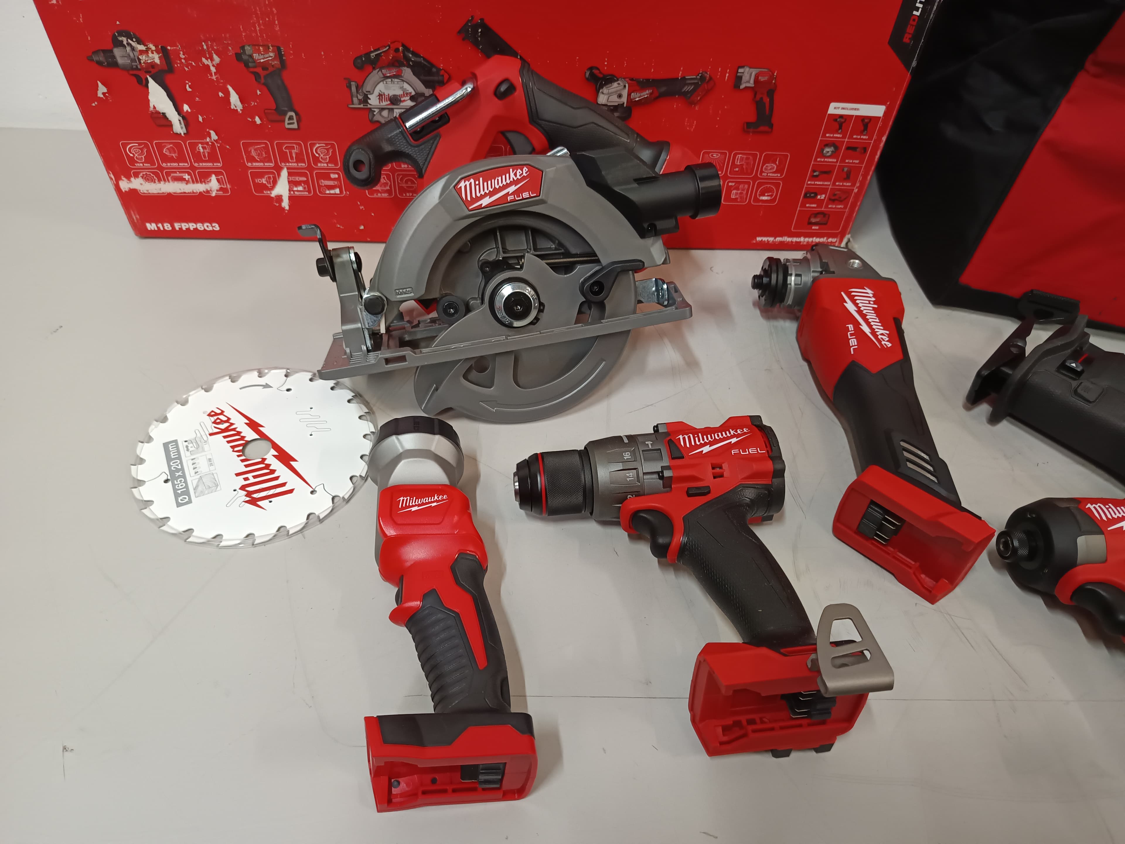 Kit Ferramentas Milwaukee — imagen 3