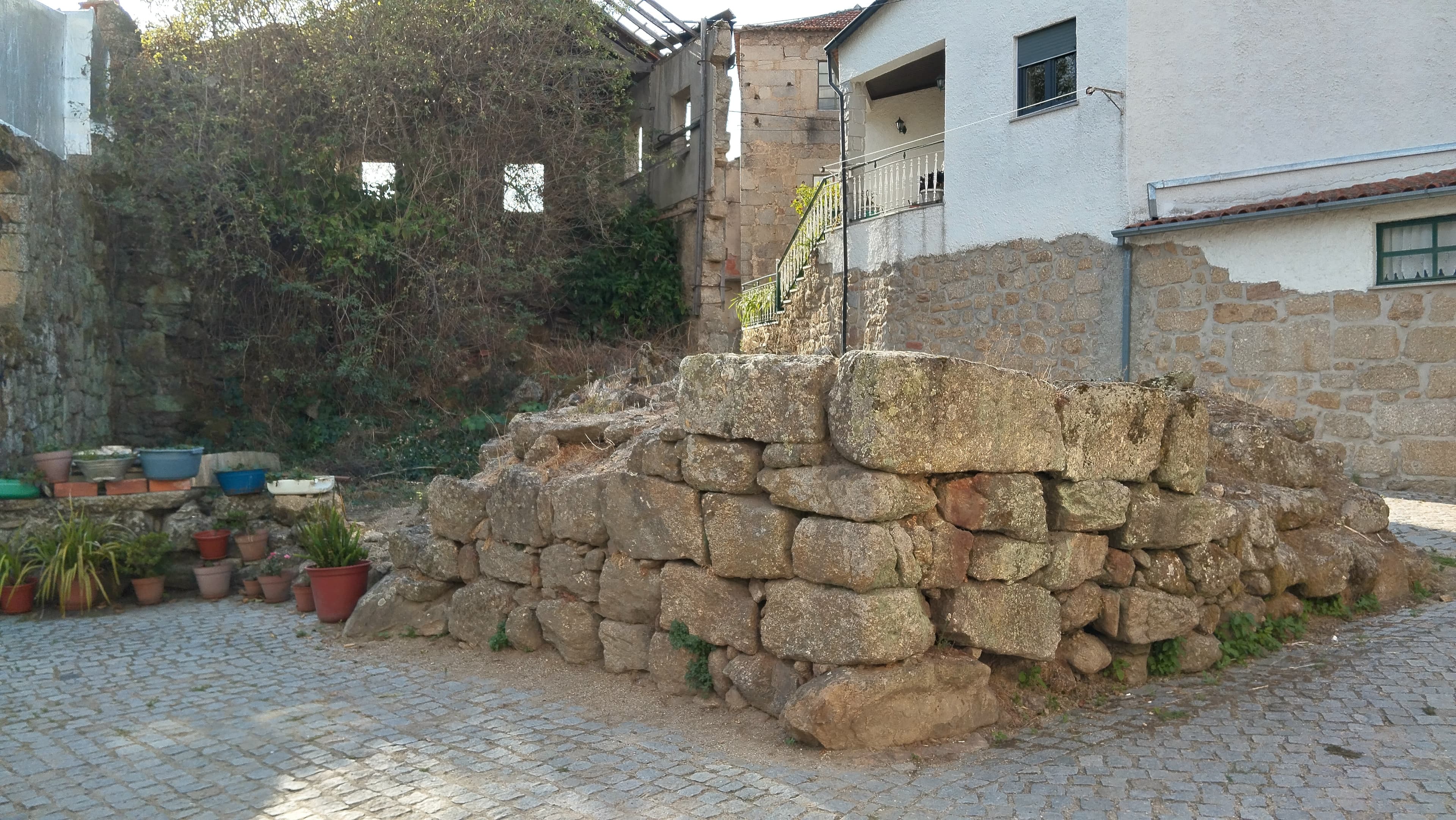 Moradia em Ruína · Travanca de Lagos, Oliveira do Hospital — imagen 3