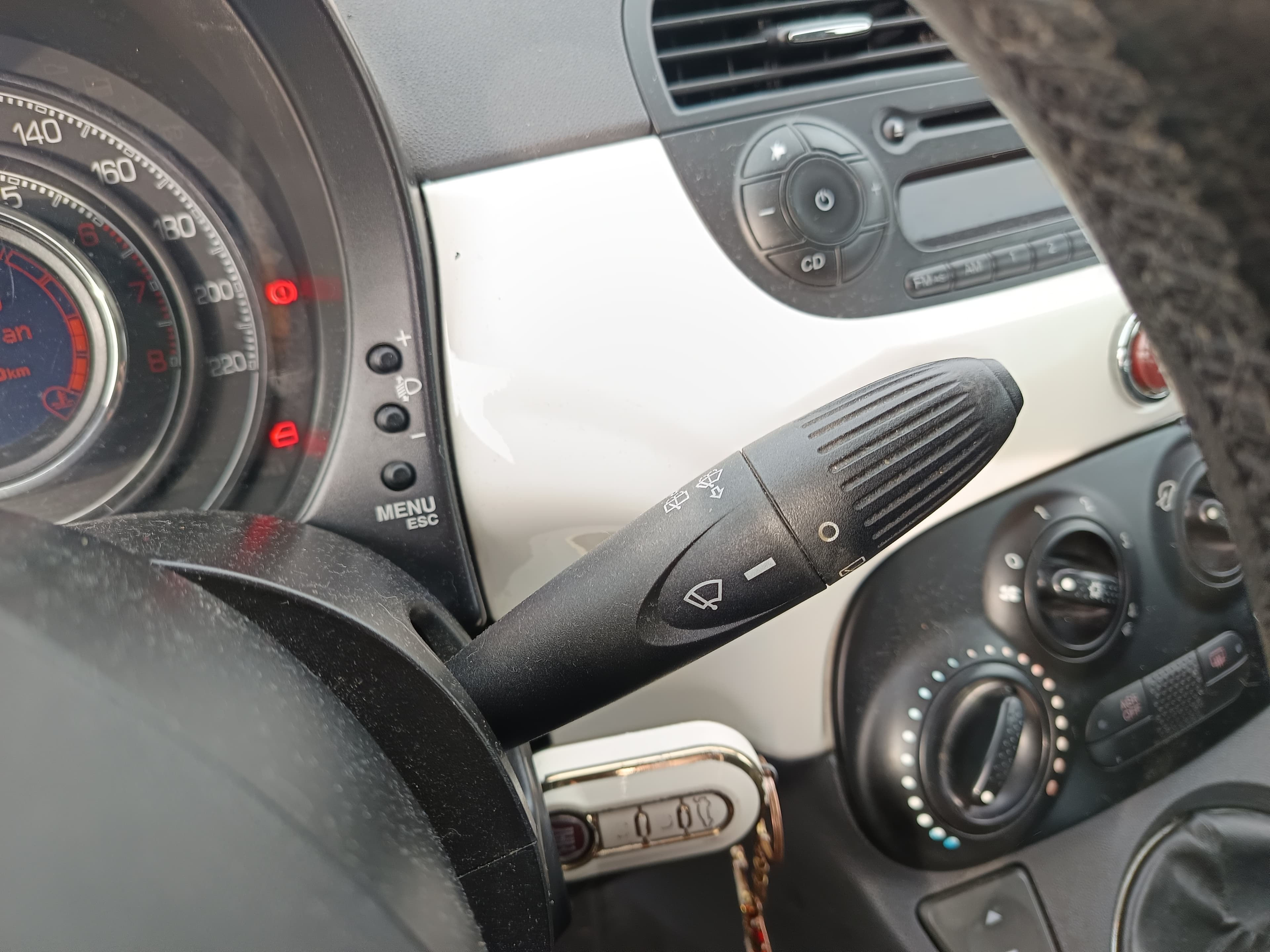 Fiat 500 · Ano 2008 — image 38
