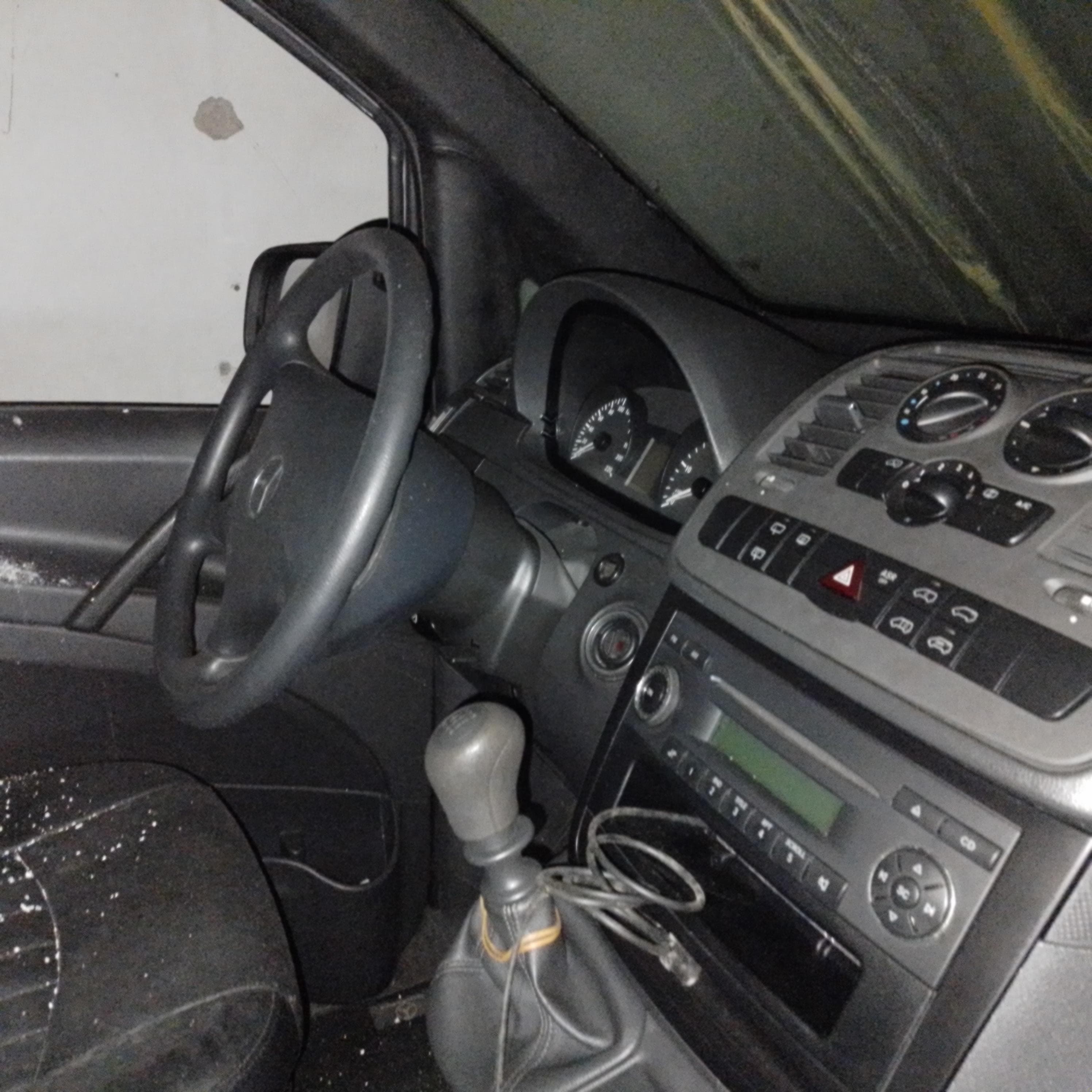 Mercedes-Benz Vito · Ano 2013 — imagem 7