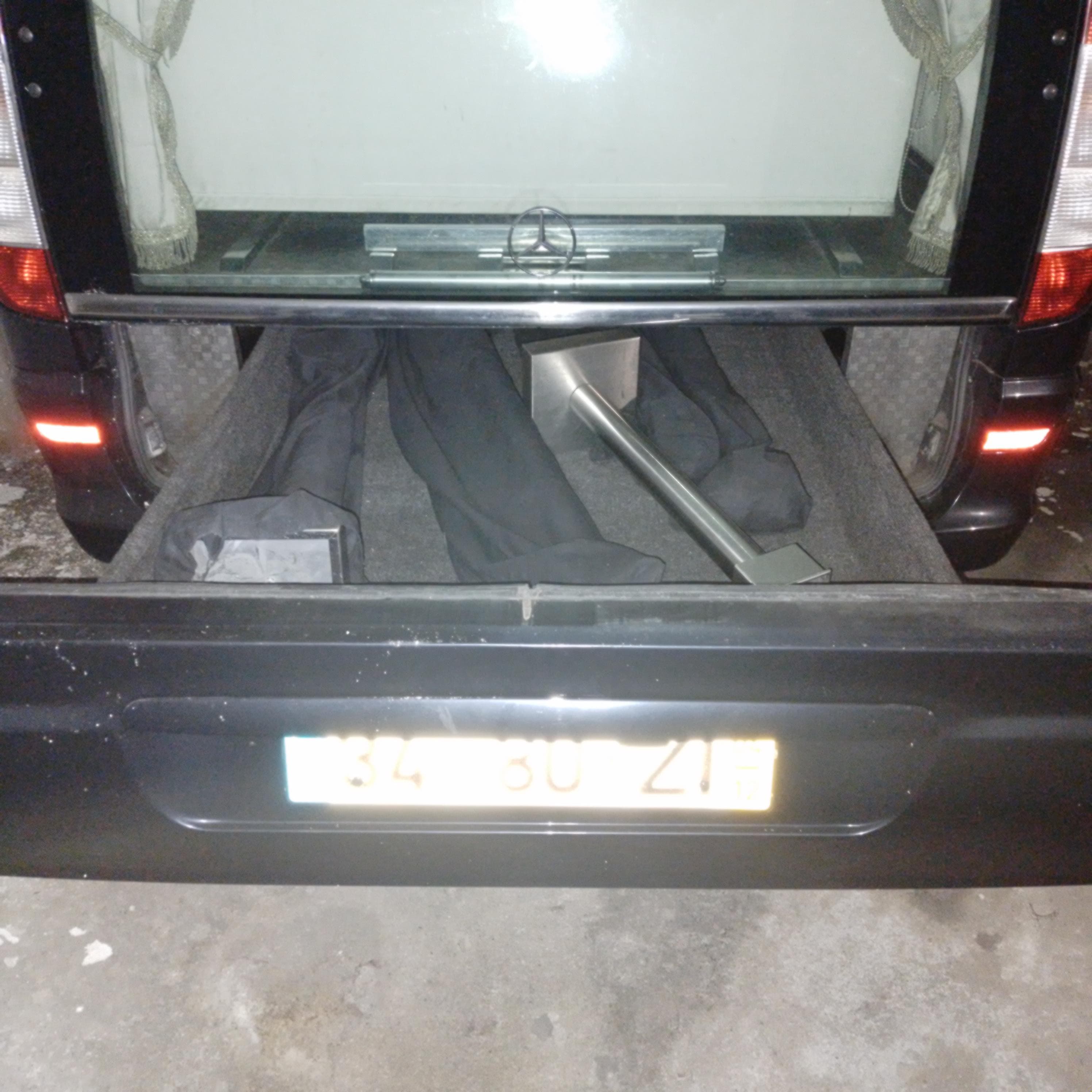 Mercedes-Benz 111 CDI · Ano 2004 — image 4
