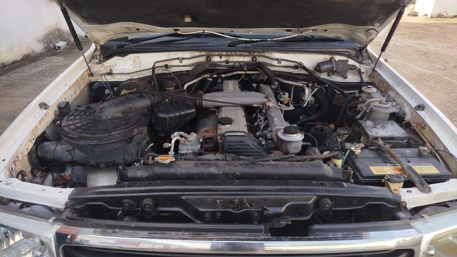 Toyota Land Cruiser — imagem 12