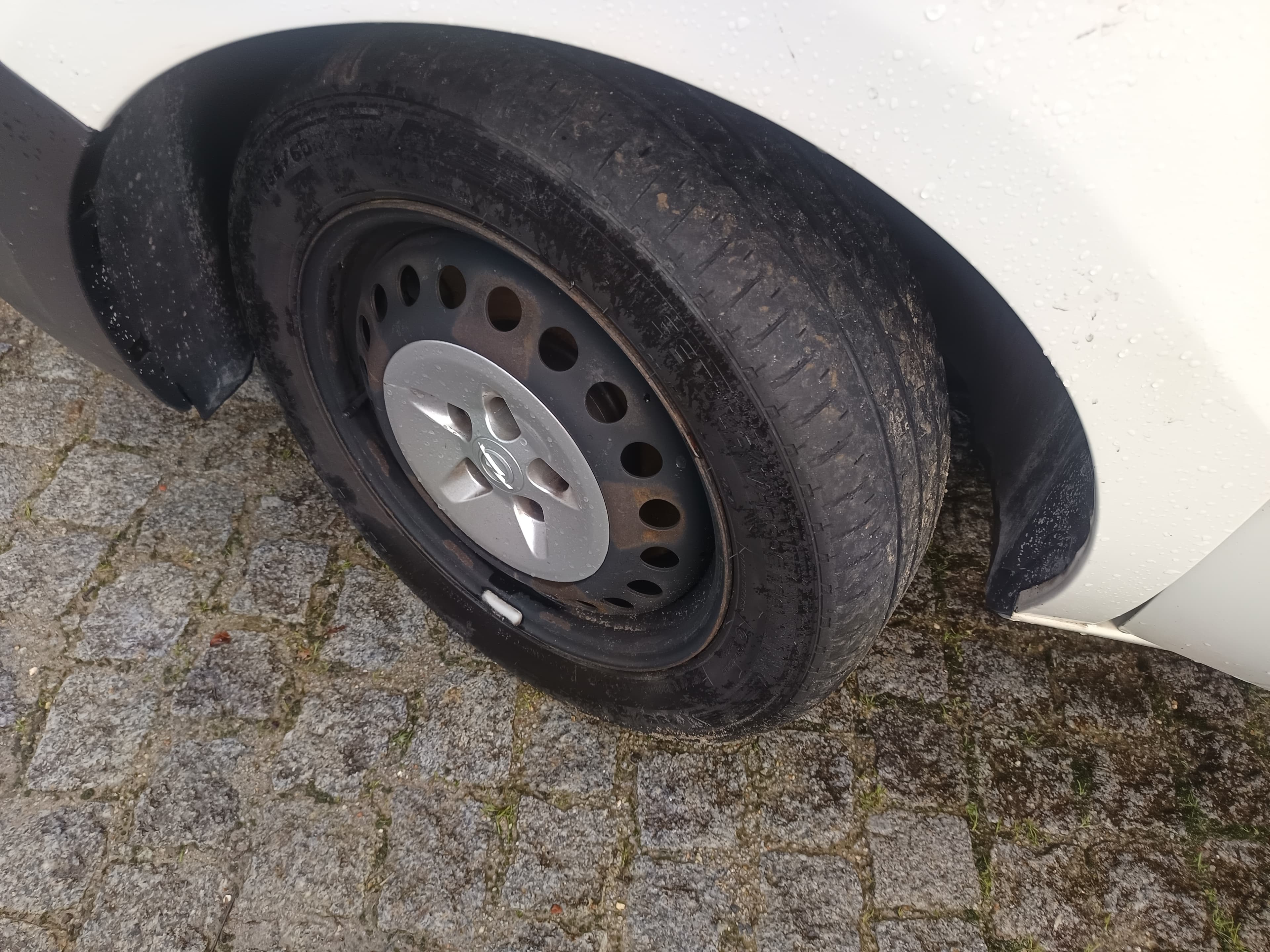 Opel Combo D Van · Ano 2017 — imagen 13