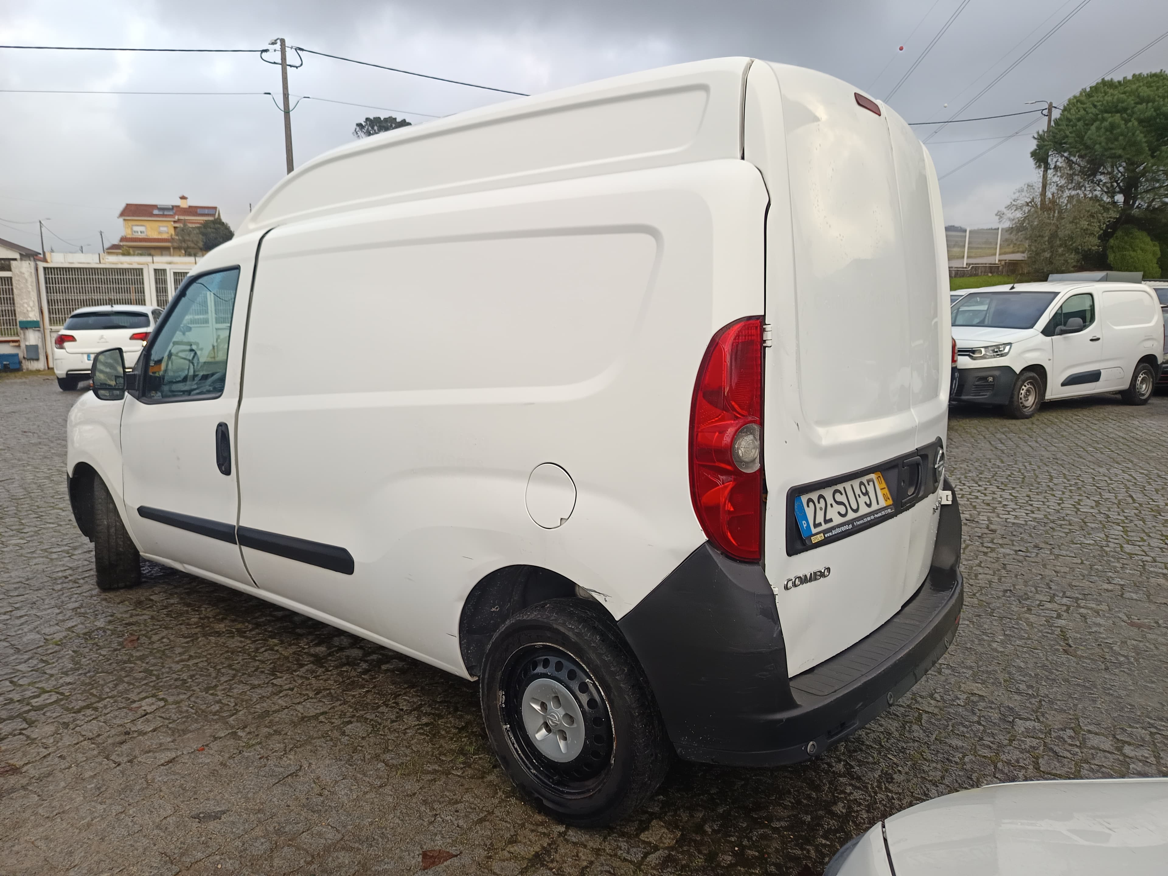Opel Combo D Van · Ano 2017 — imagen 6