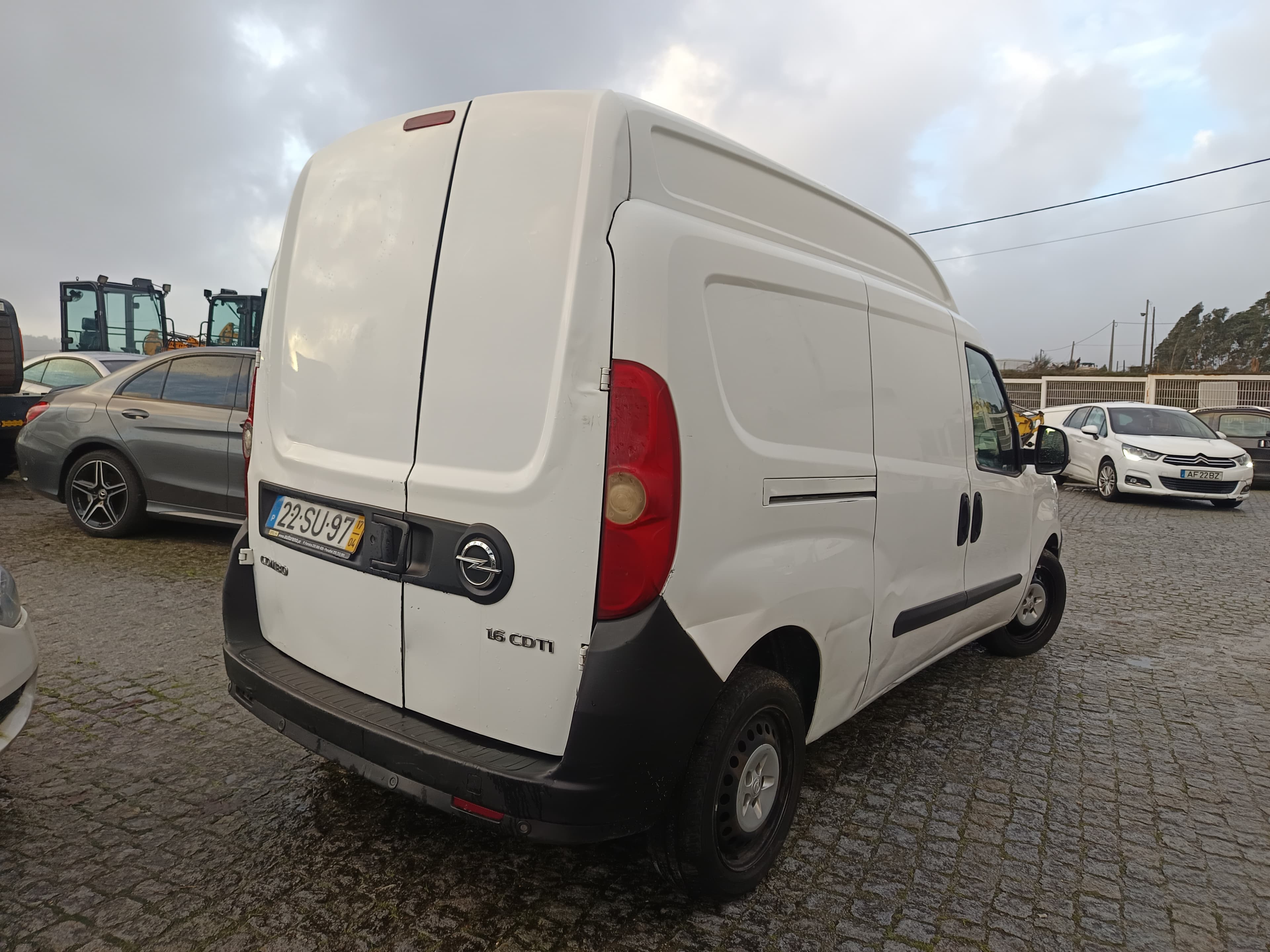 Opel Combo D Van · Ano 2017 — imagen 4