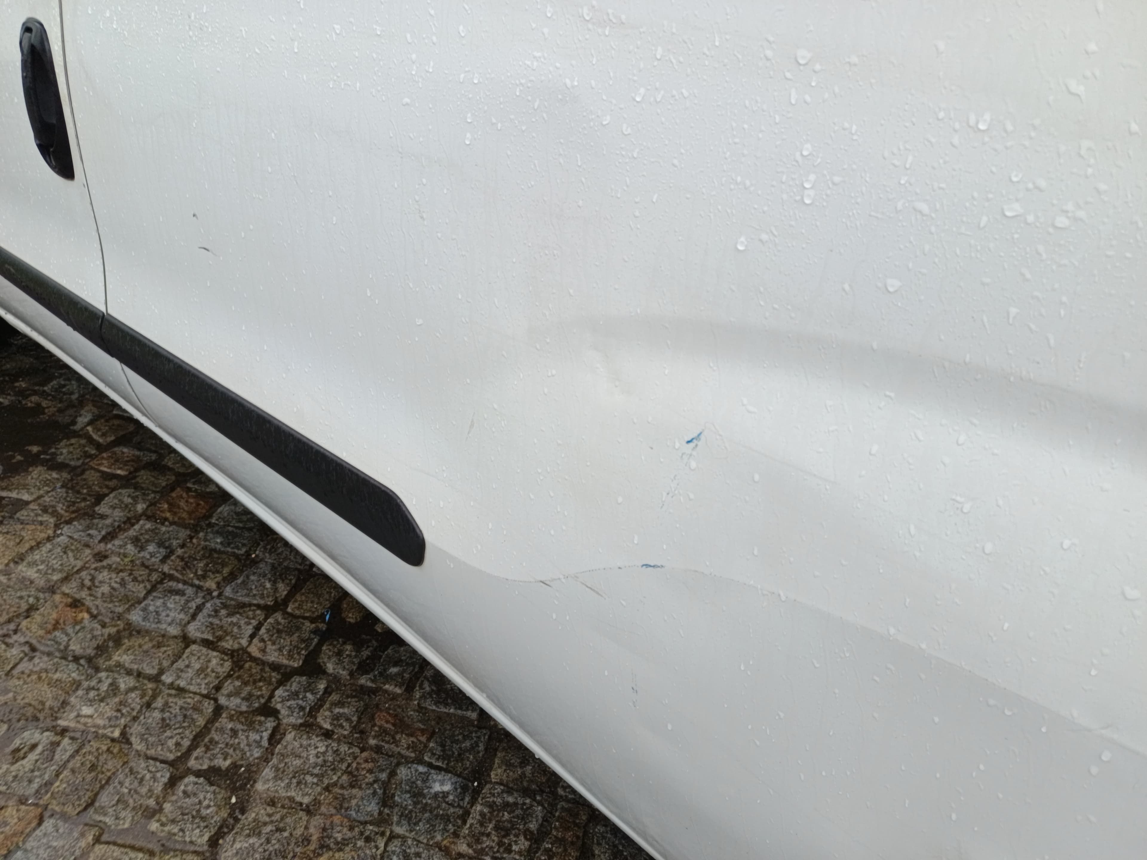 Opel Combo D Van · Ano 2016 — imagen 17