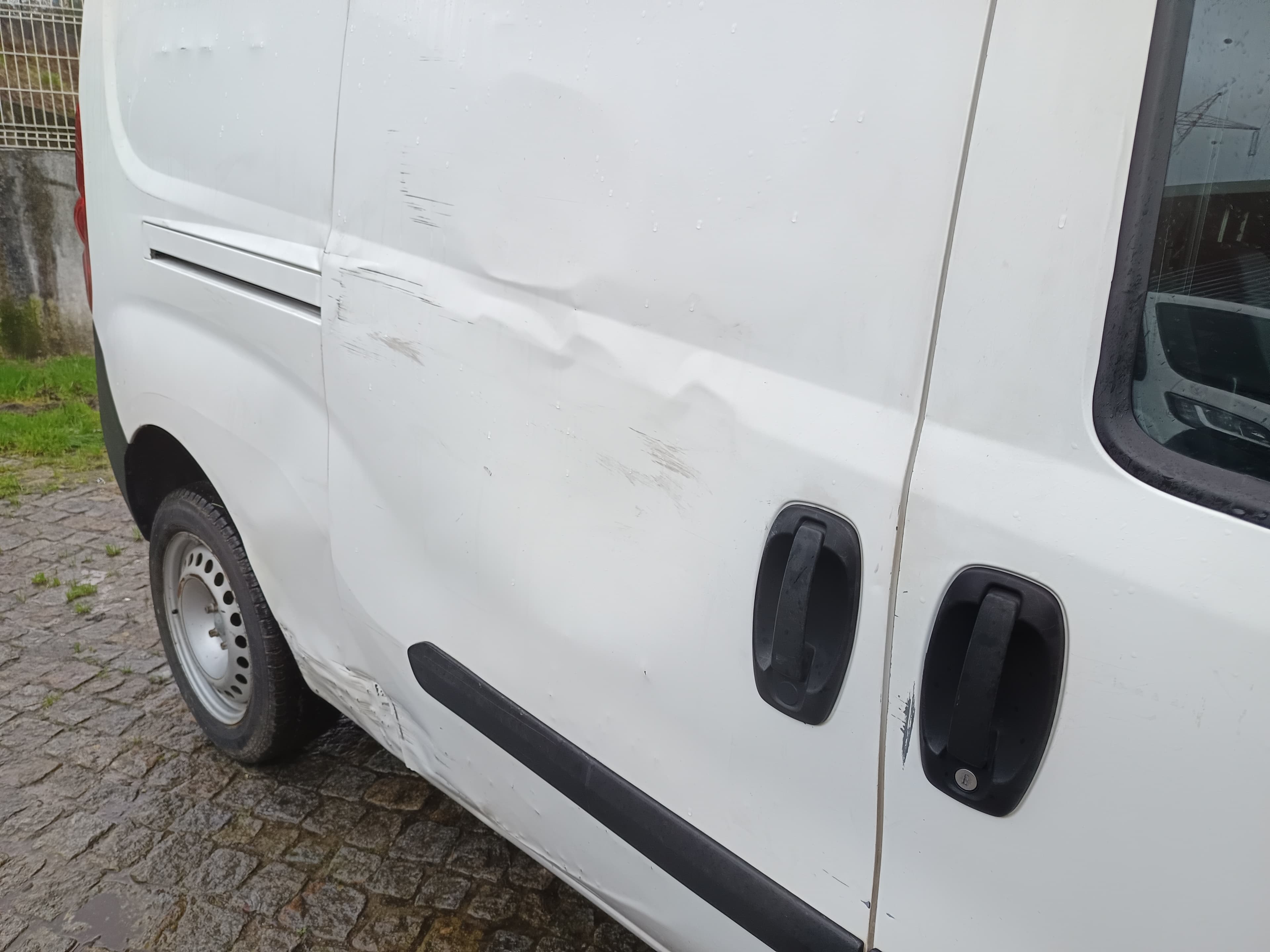 Opel Combo D Van · Ano 2016 — imagen 10