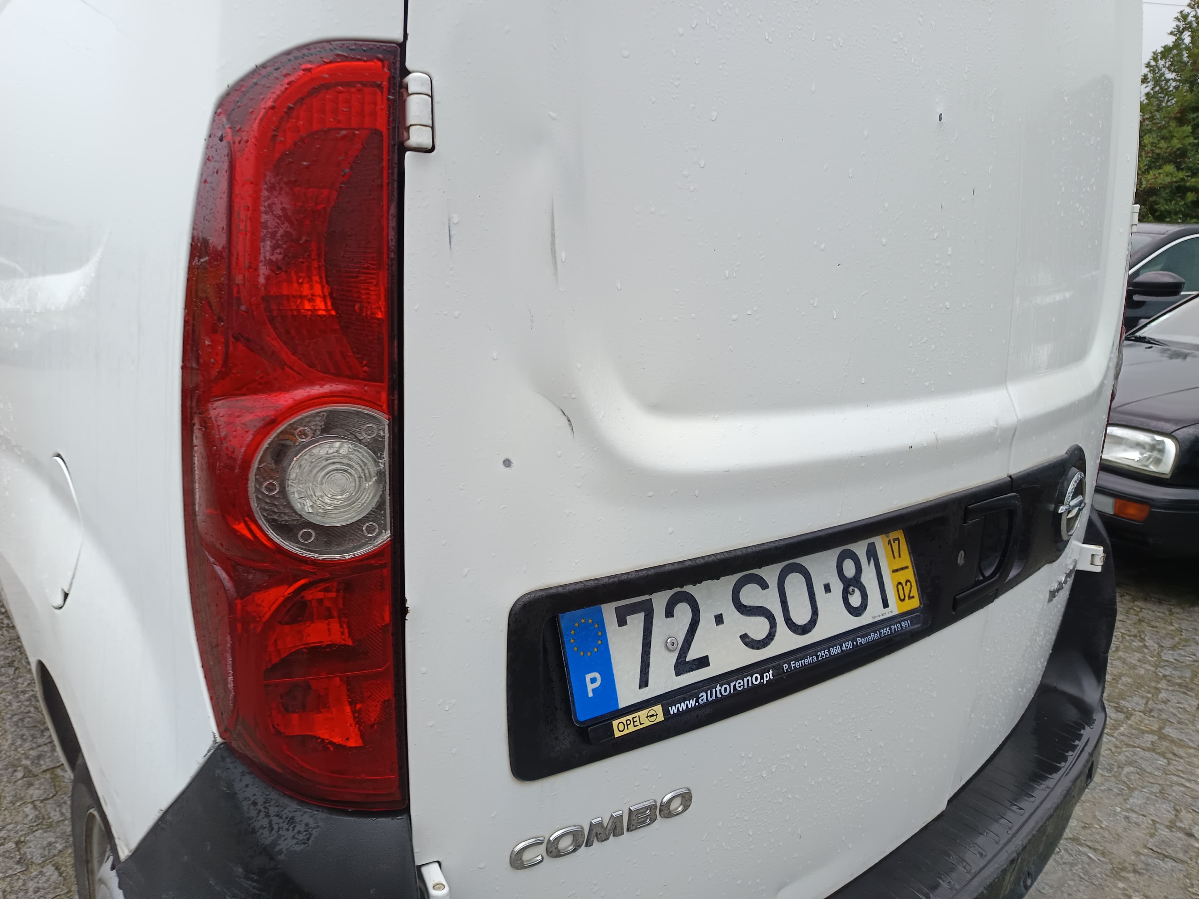 Opel Combo D Van · Ano 2017 — imagem 12