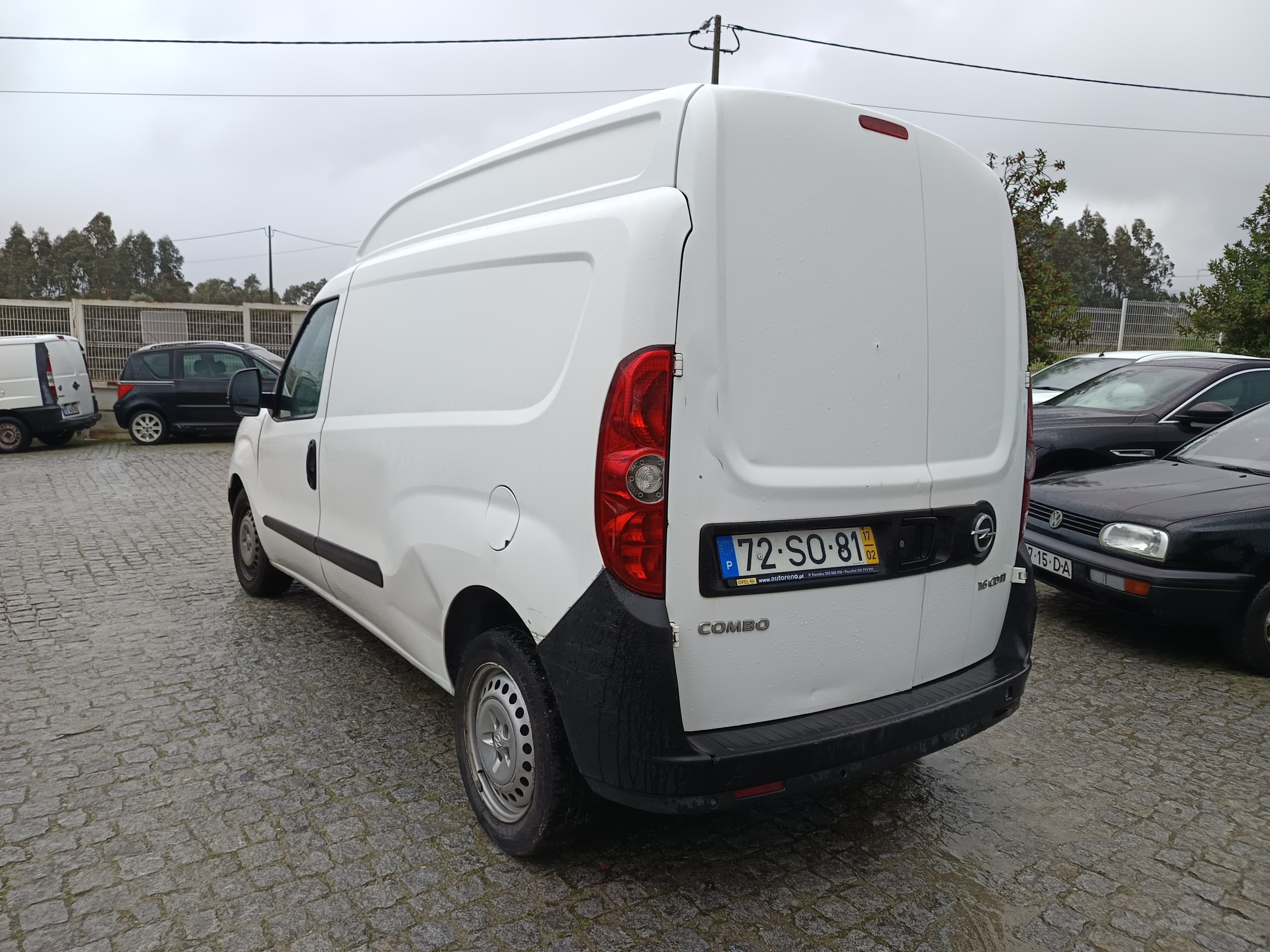 Opel Combo D Van · Ano 2017 — imagem 6