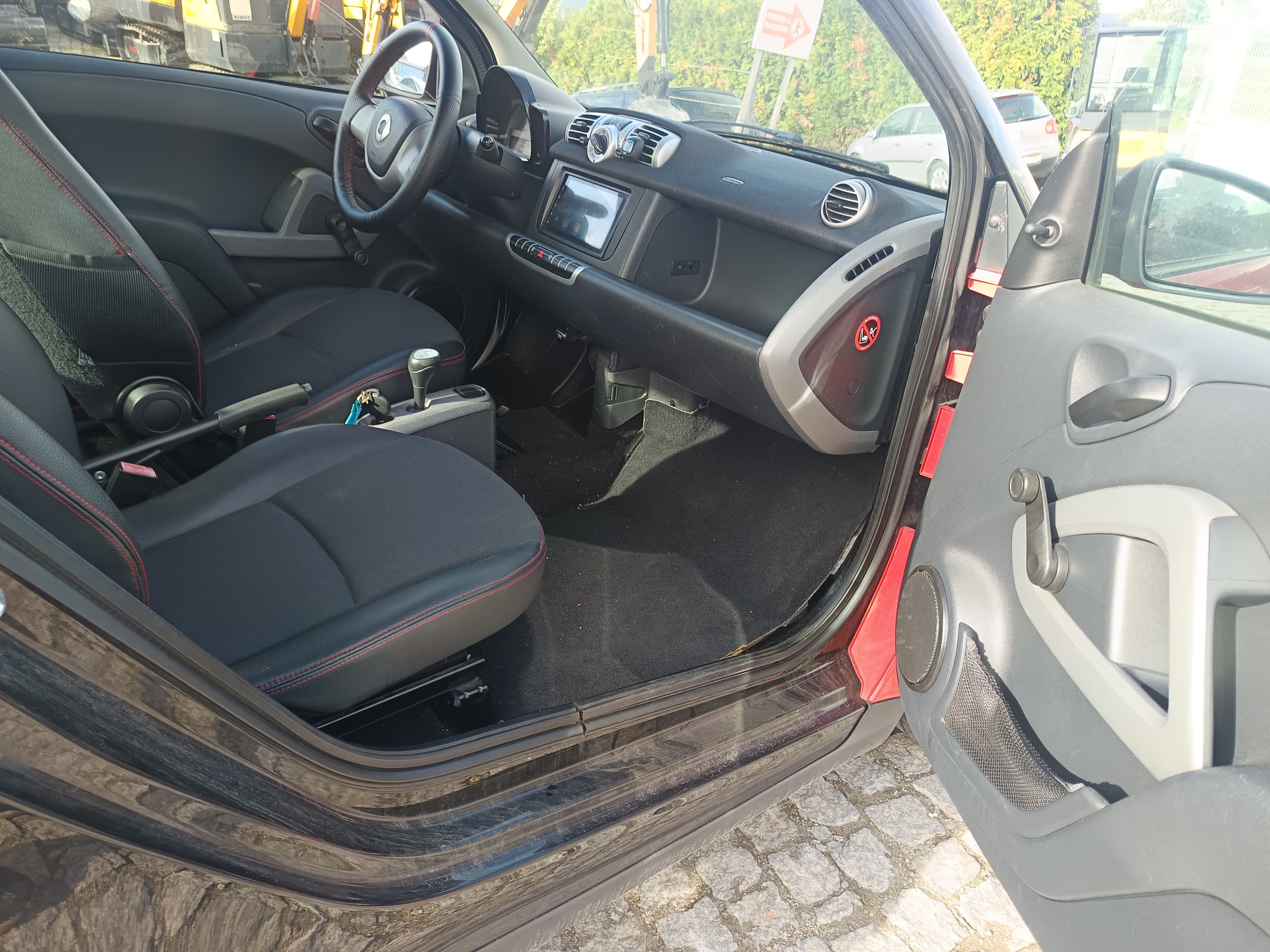 Smart ForTwo · Ano 2011 — image 17