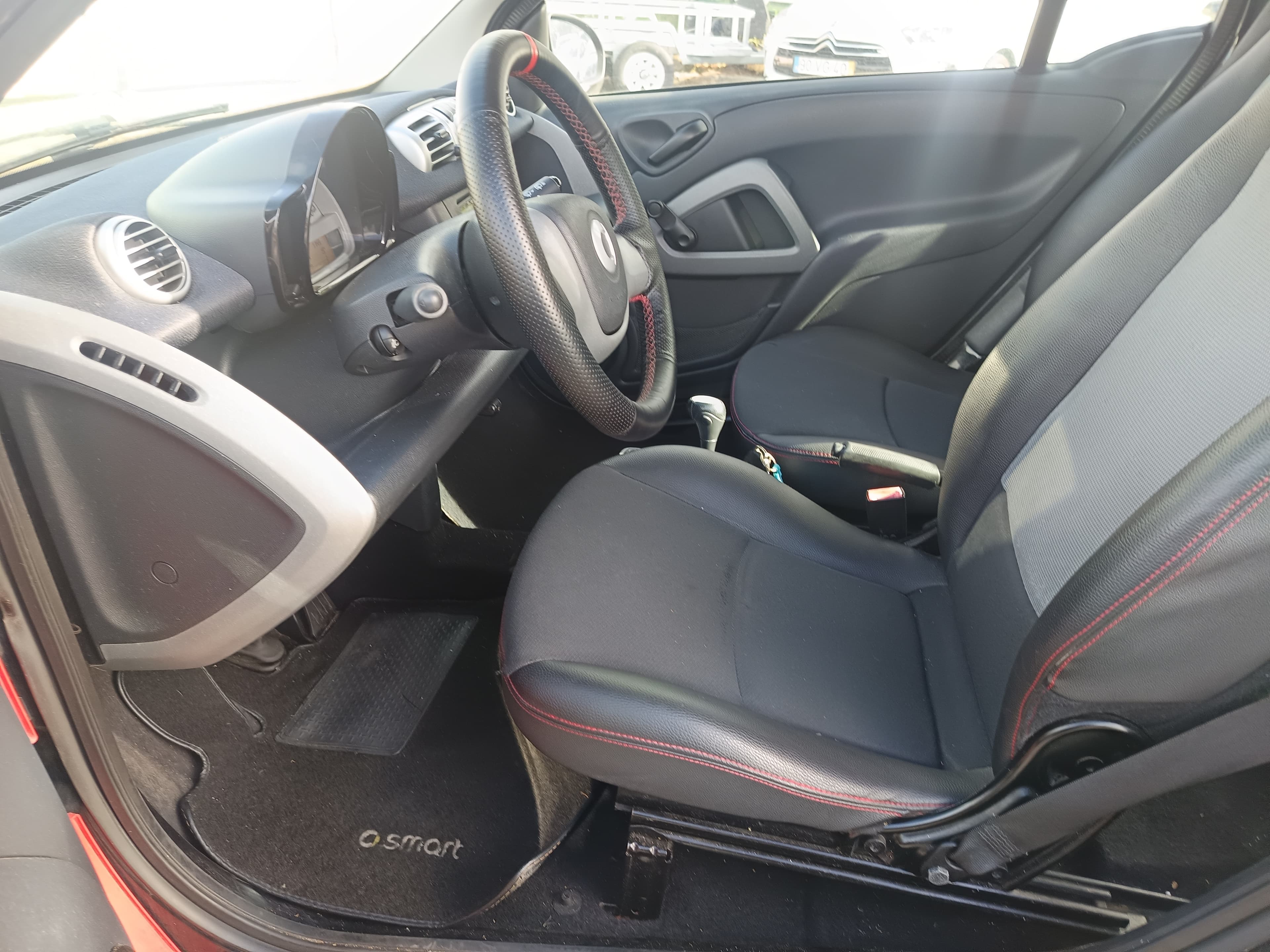 Smart ForTwo · Ano 2011 — image 22