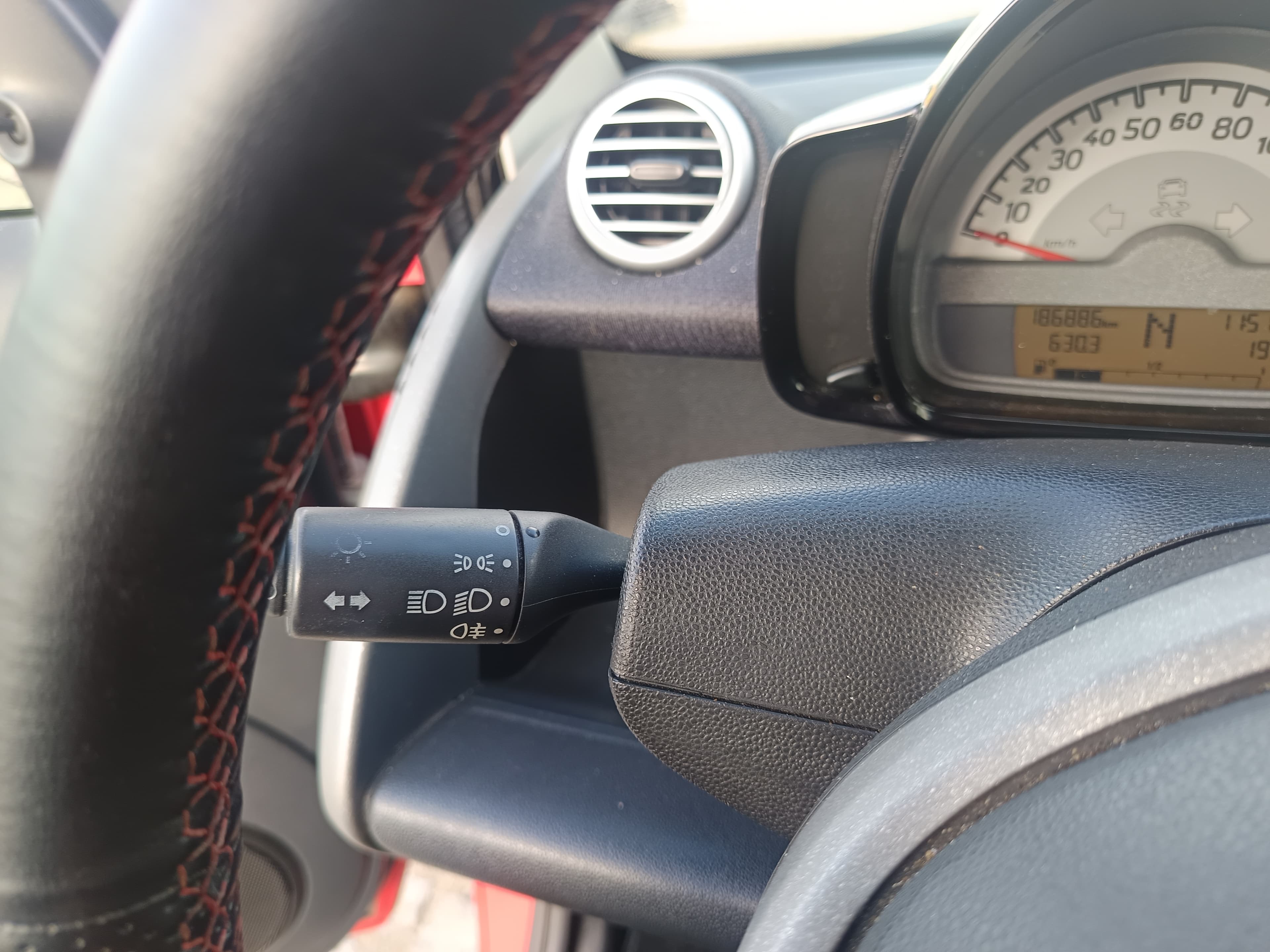 Smart ForTwo · Ano 2011 — image 32