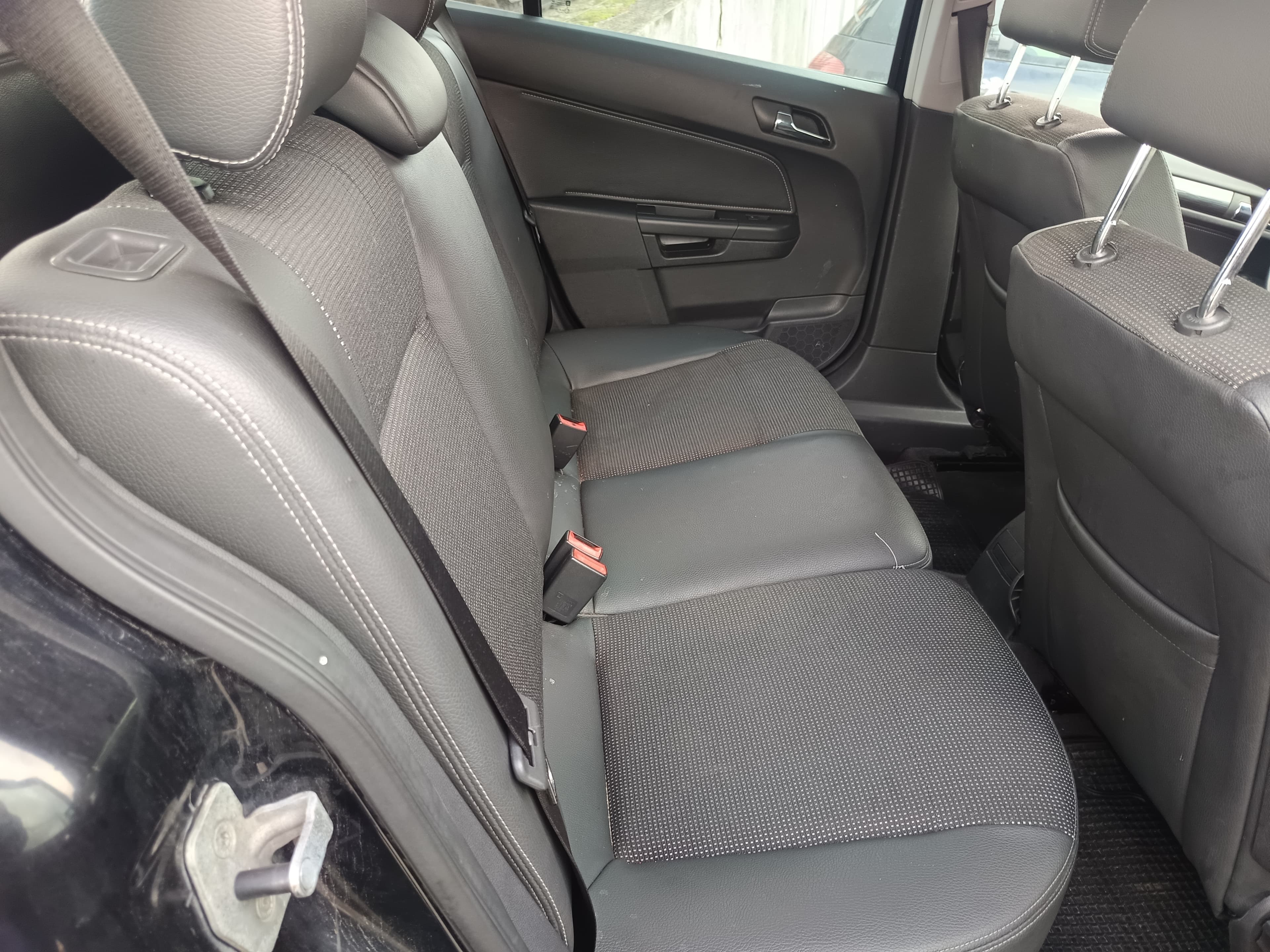 Opel Astra · Ano 2005 — imagen 28