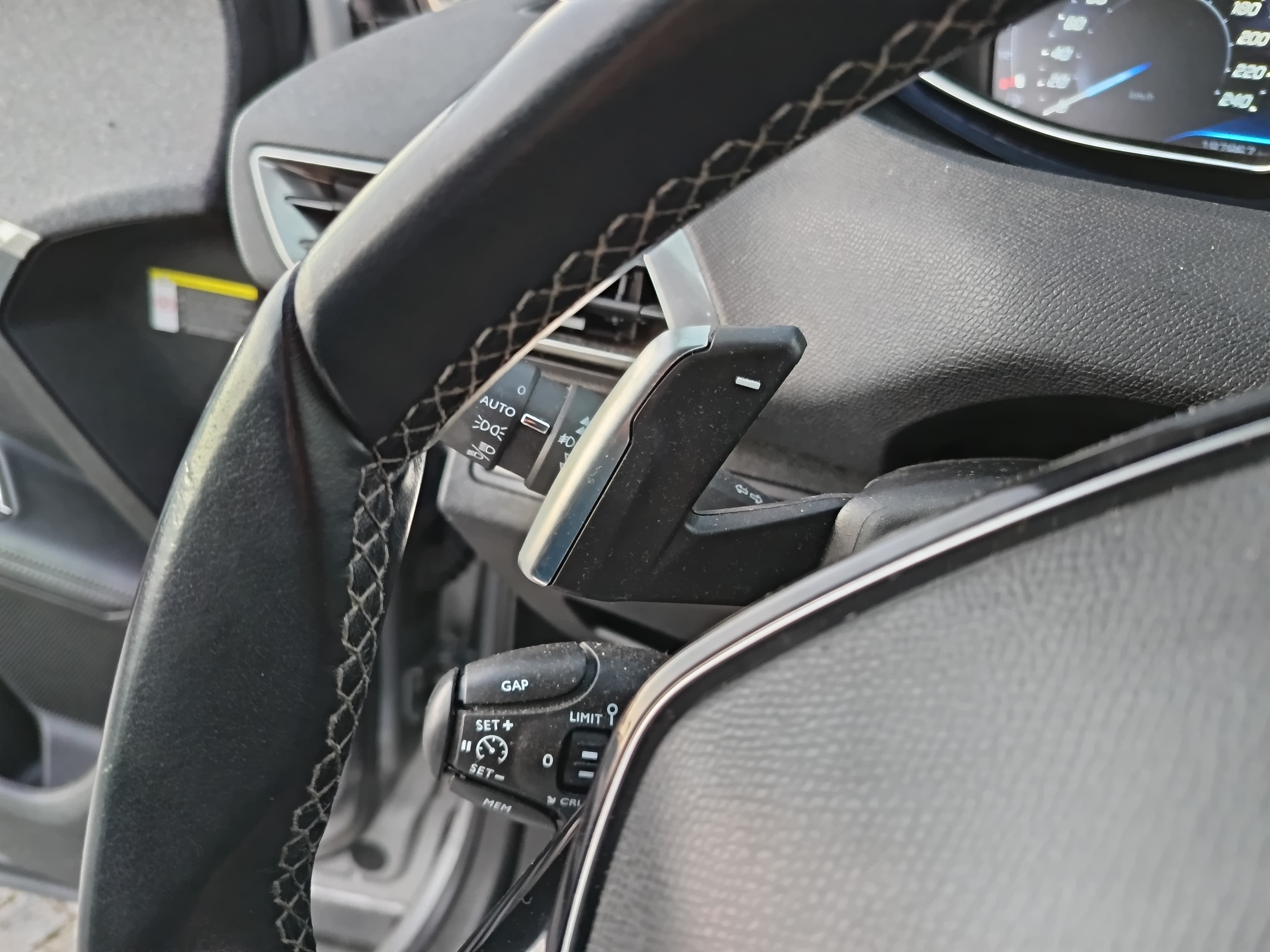 Peugeot 5008 · Ano 2020 — imagen 50