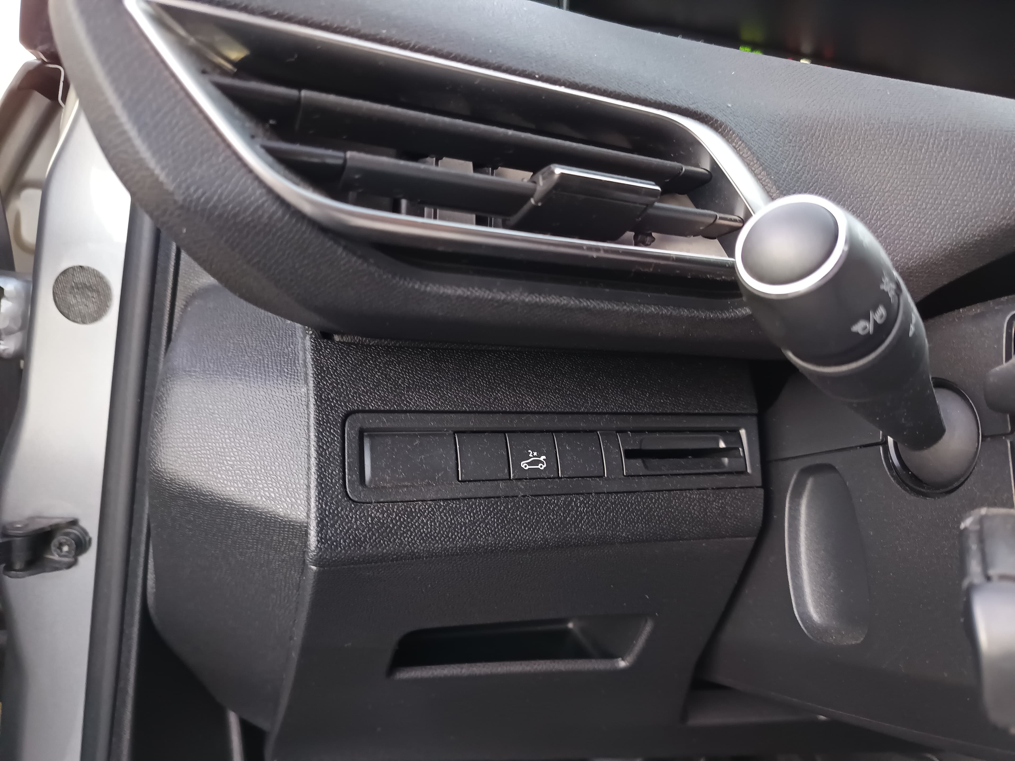 Peugeot 5008 · Ano 2020 — imagen 52