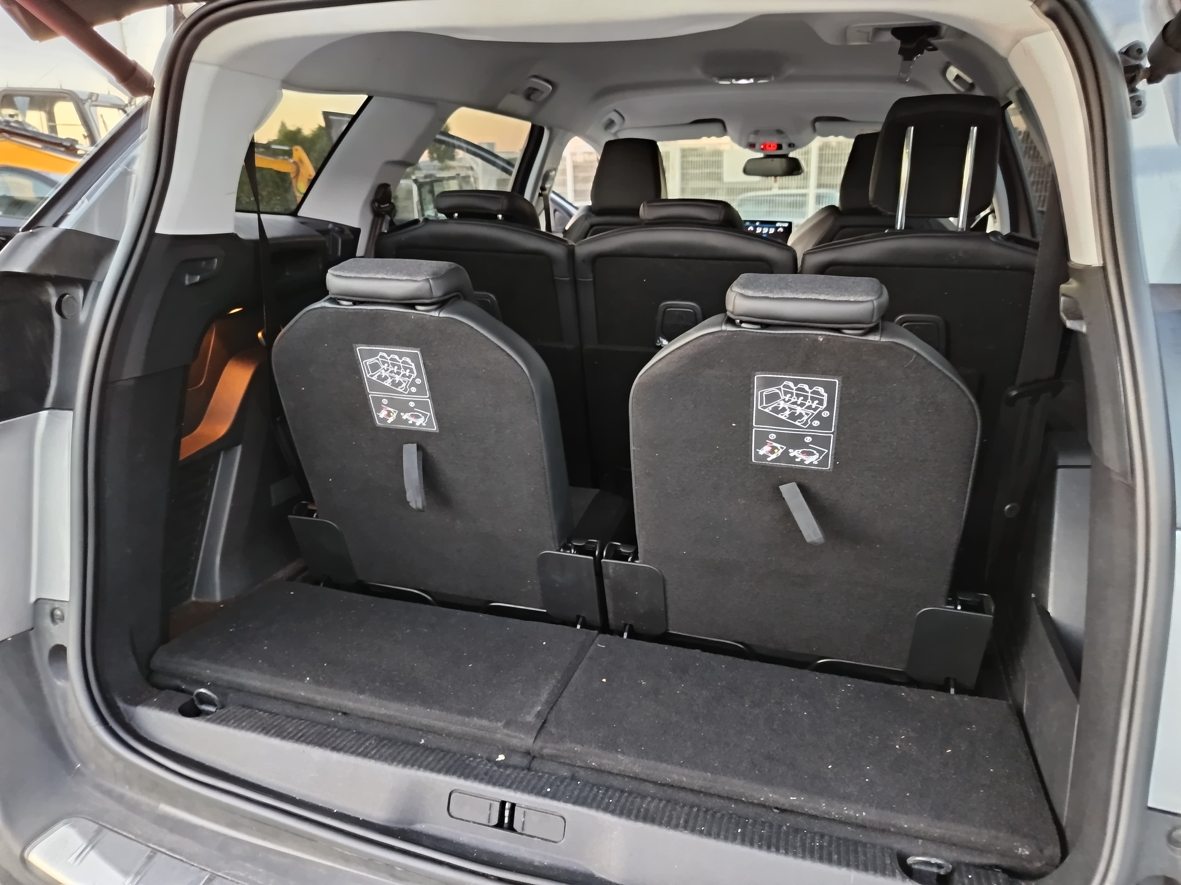 Peugeot 5008 · Ano 2020 — imagen 21