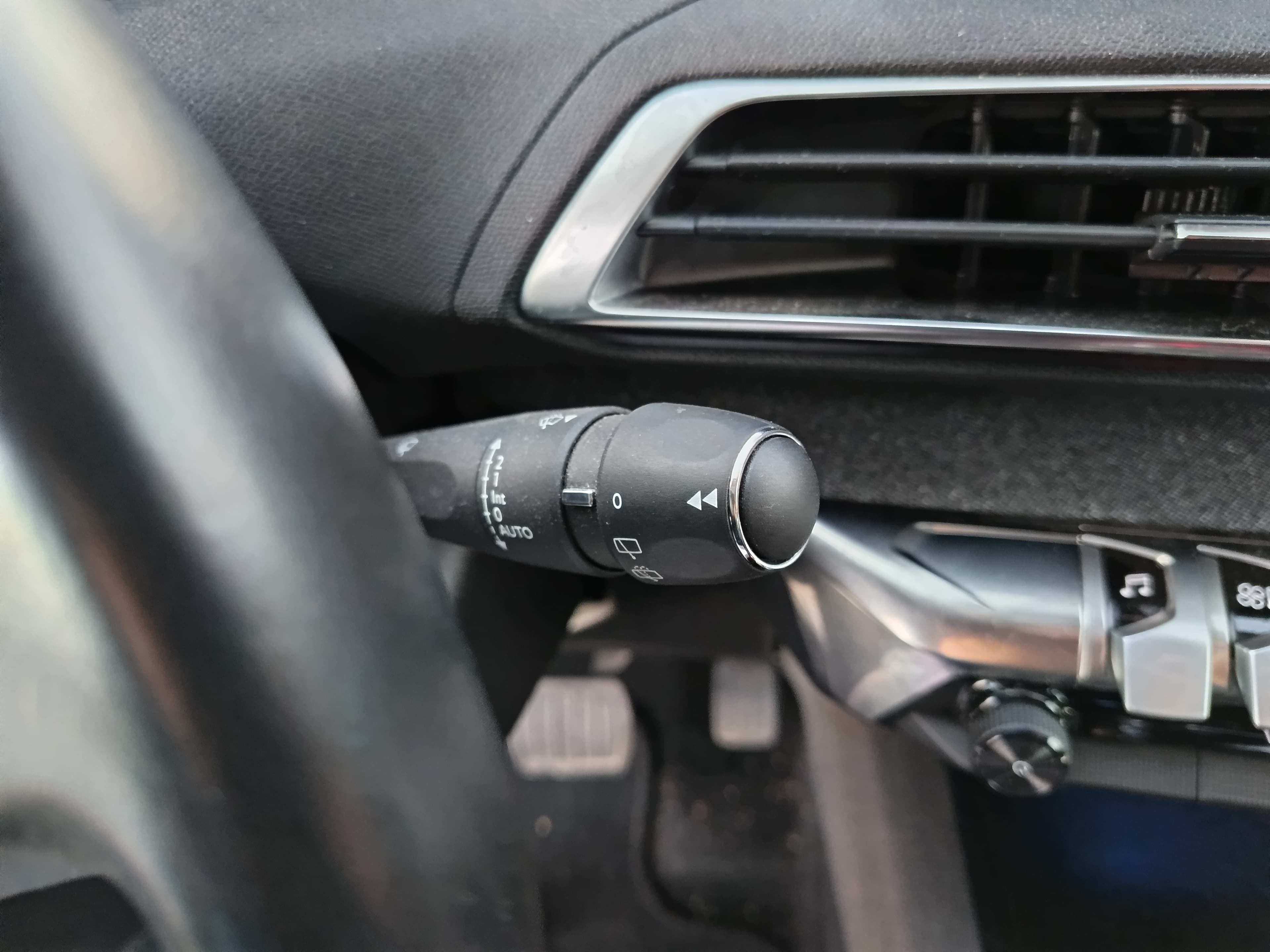 Peugeot 5008 · Ano 2020 — imagen 51