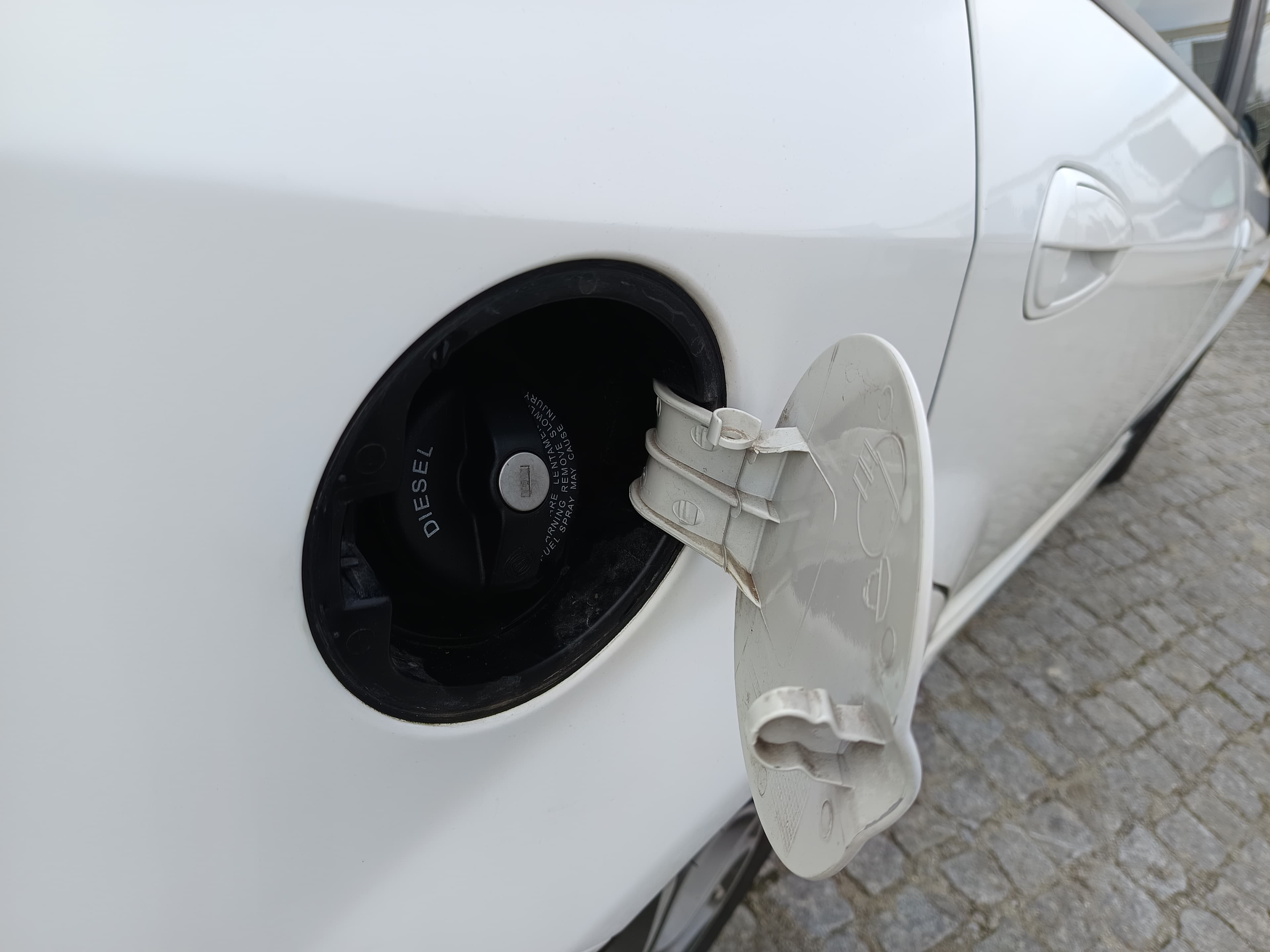 Fiat Punto · Ano 2013 — imagem 9