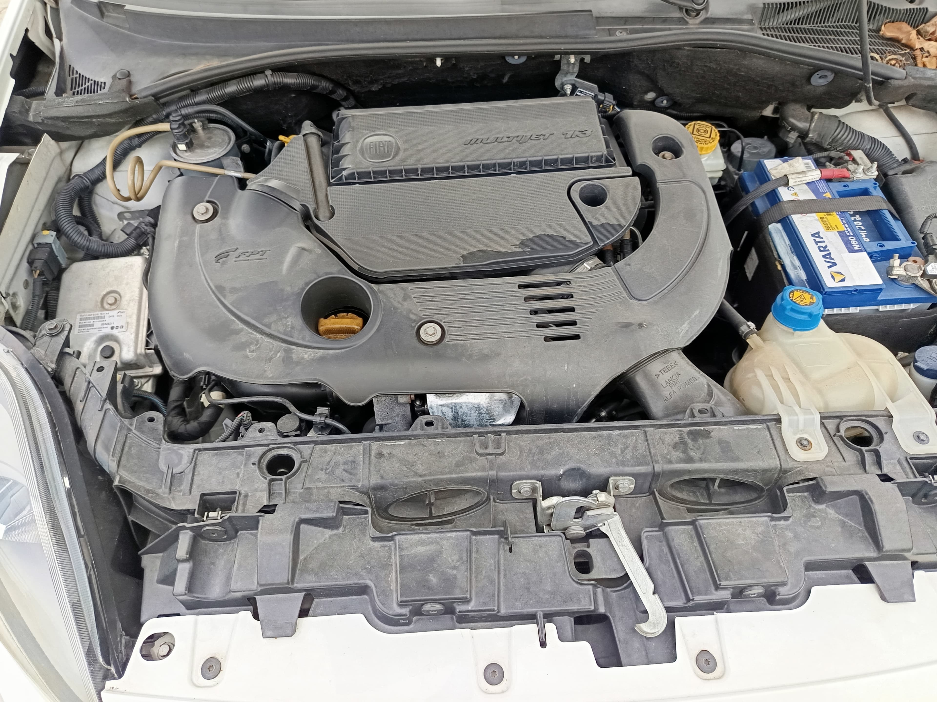 Fiat Punto · Ano 2013 — imagem 14