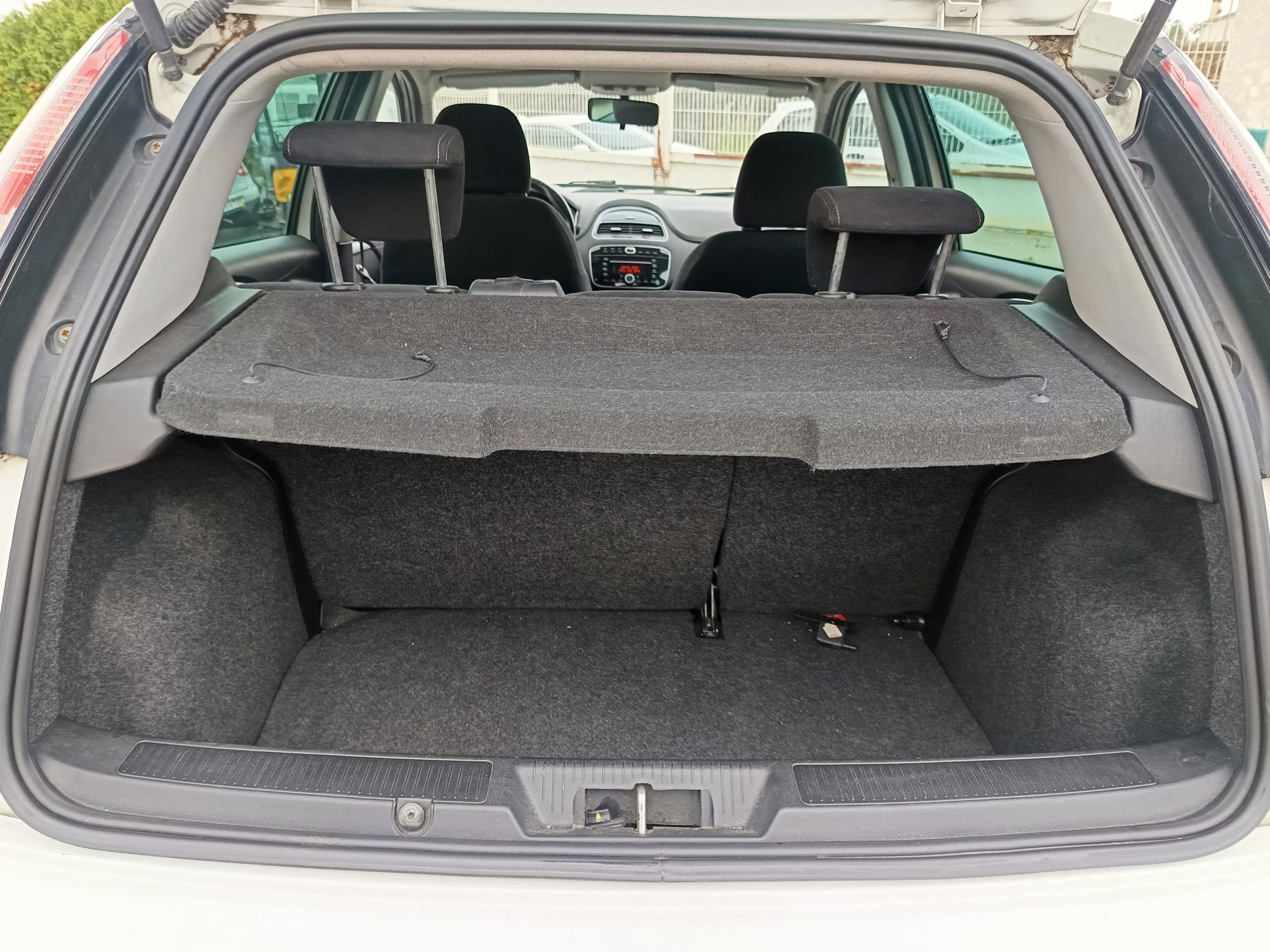 Fiat Punto · Ano 2013 — imagem 17