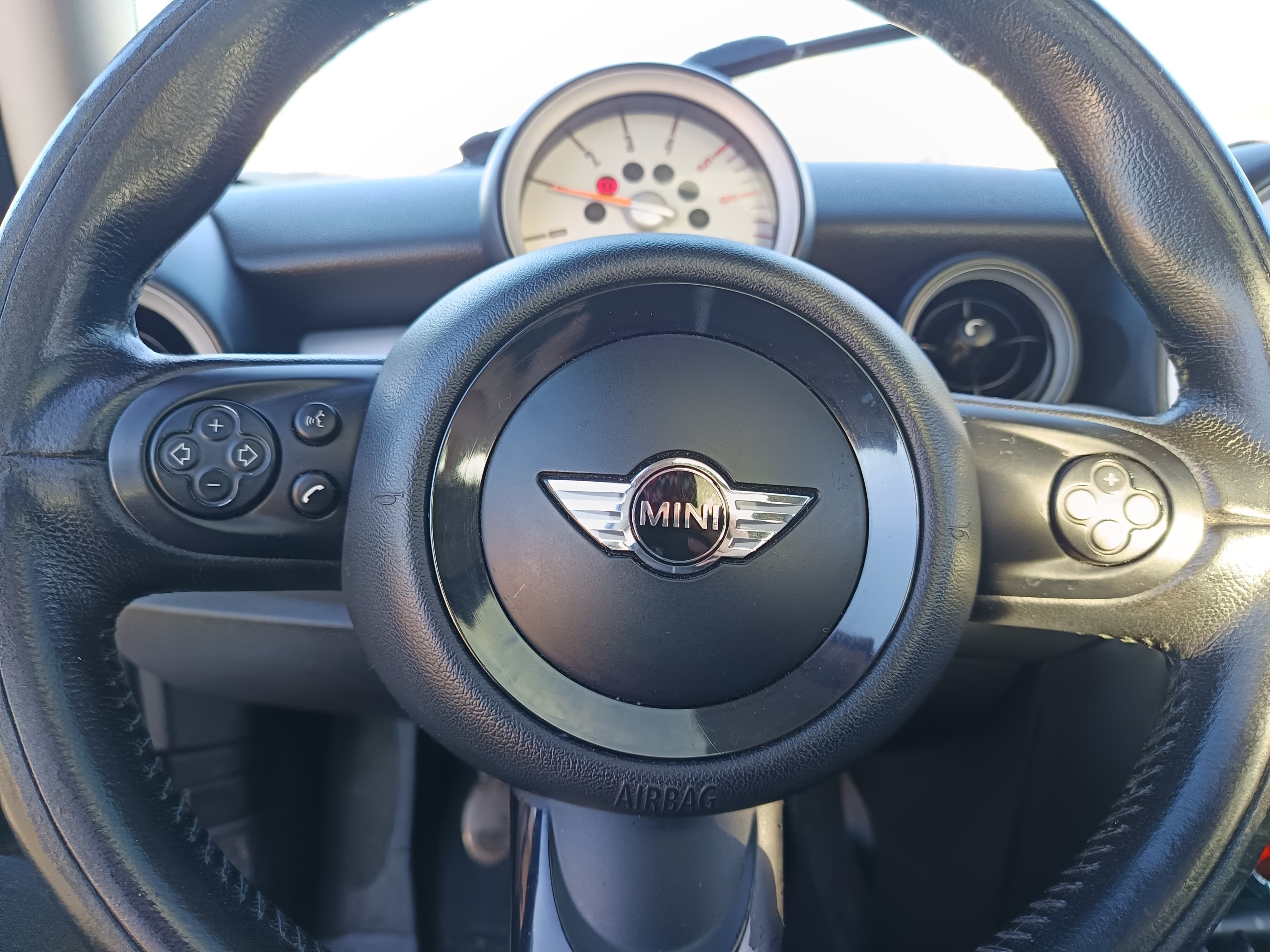 Mini Cooper D · Ano 2009 — imagem 32
