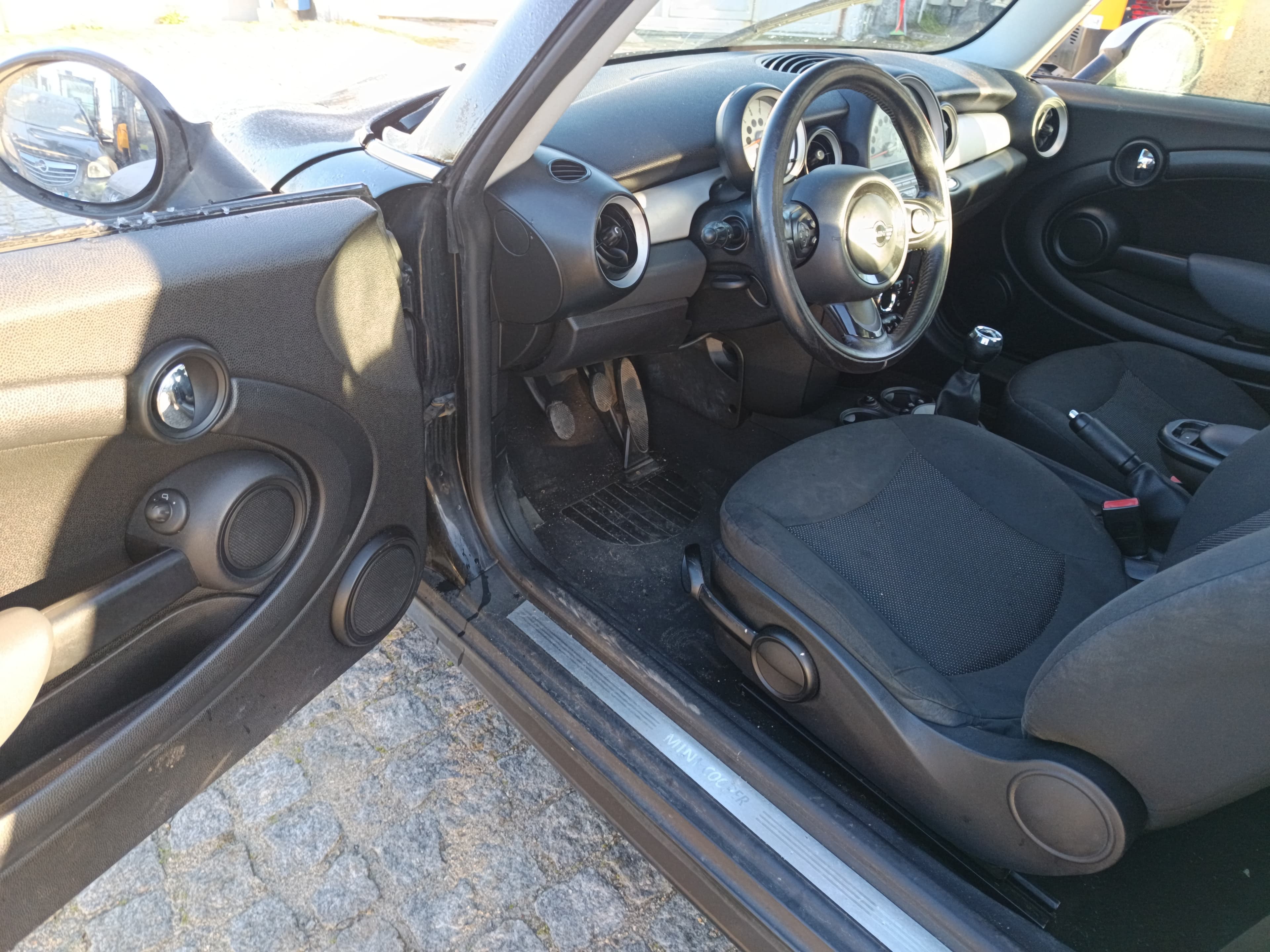 Mini Cooper D · Ano 2009 — imagem 23