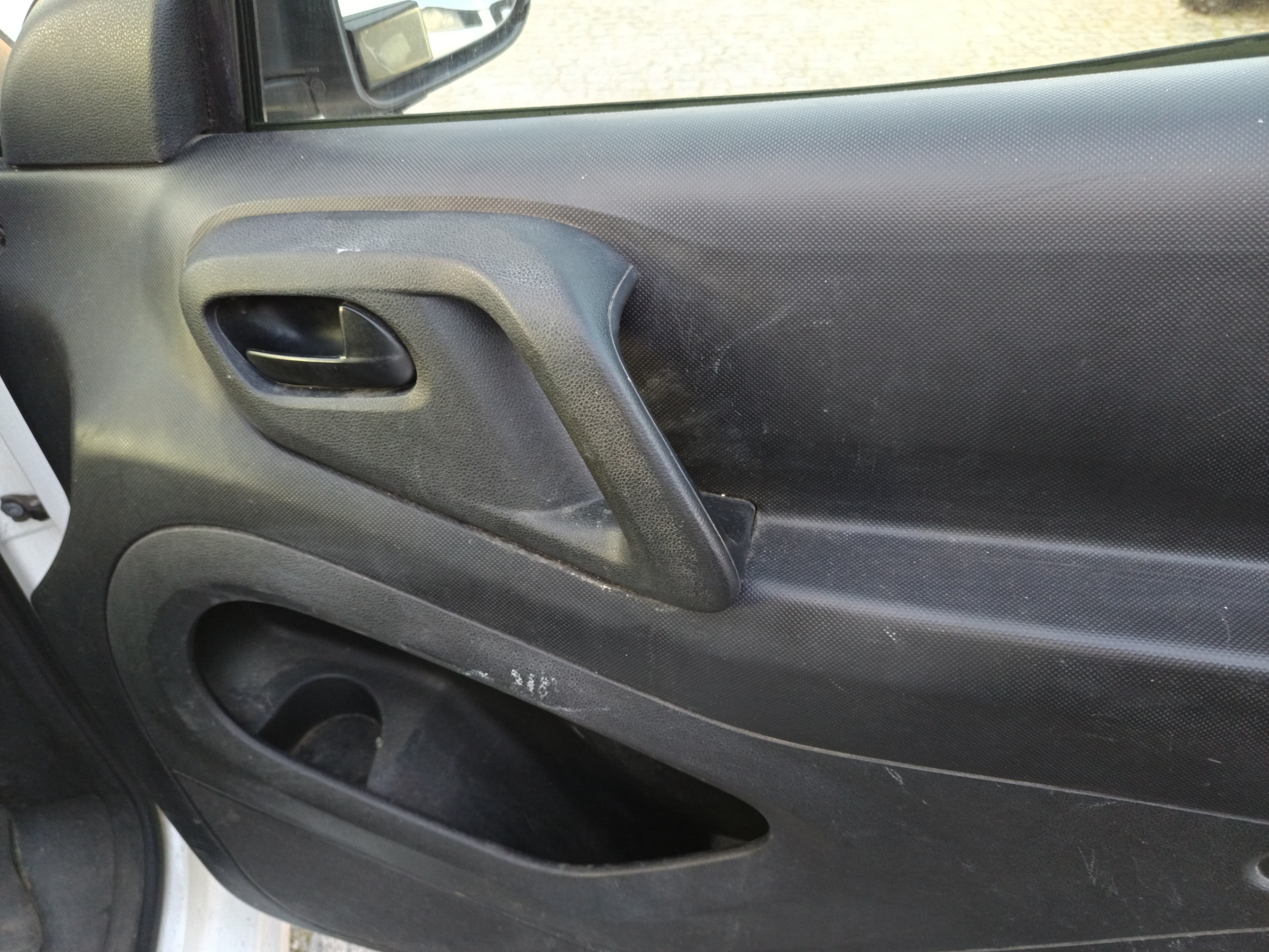 Citroën Berlingo · Ano 2015 — imagen 23