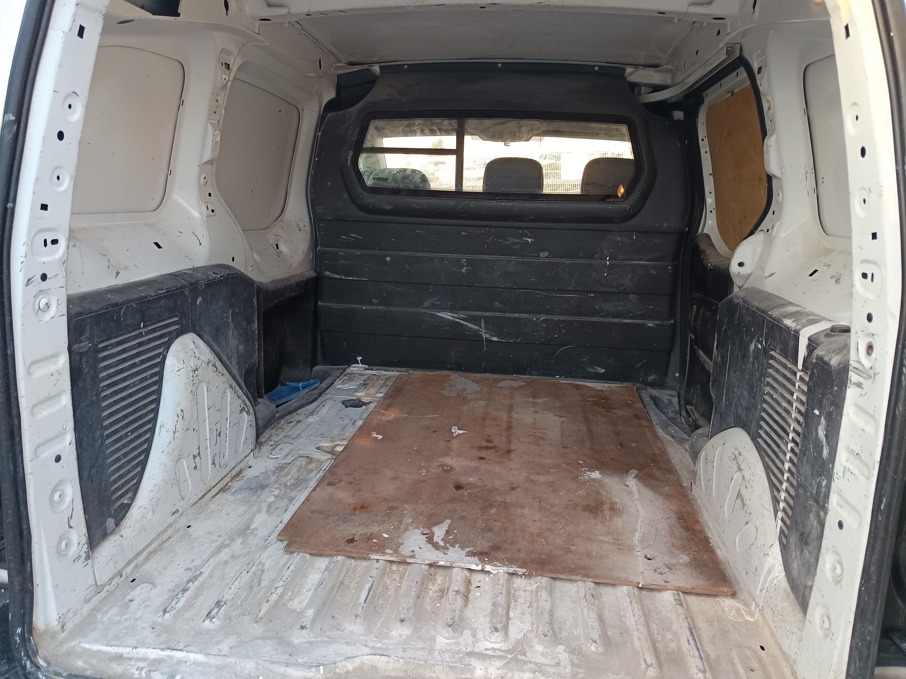 Citroën Berlingo · Ano 2015 — imagen 20