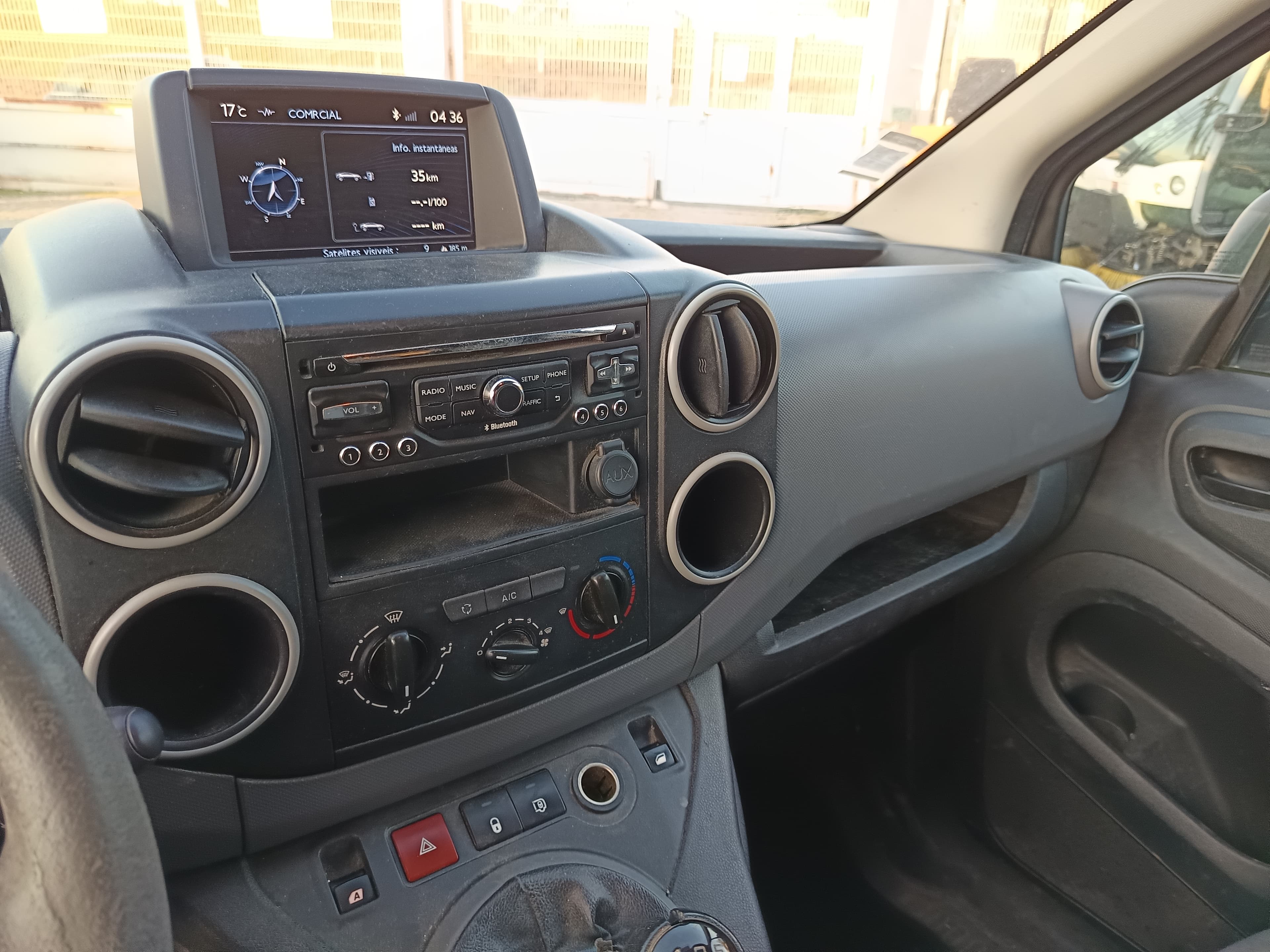 Citroën Berlingo · Ano 2015 — imagen 31