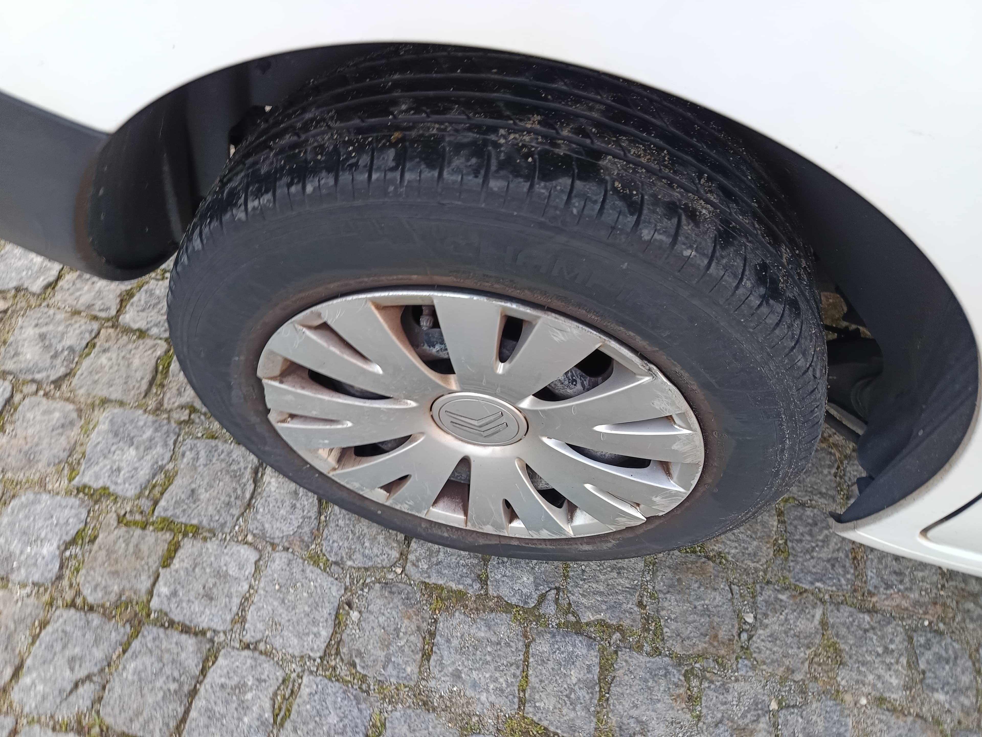 Citroën Berlingo · Ano 2015 — imagen 13