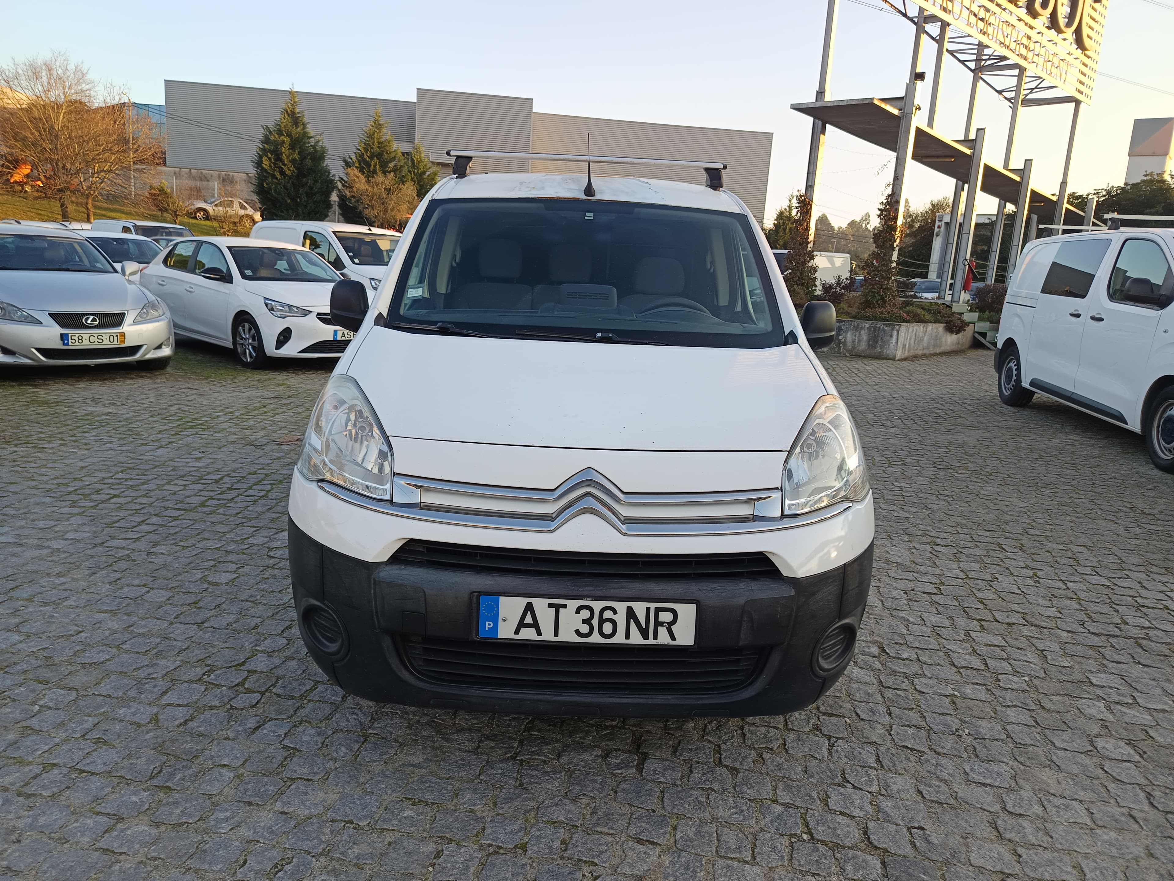 Citroën Berlingo · Ano 2015 — imagen 2