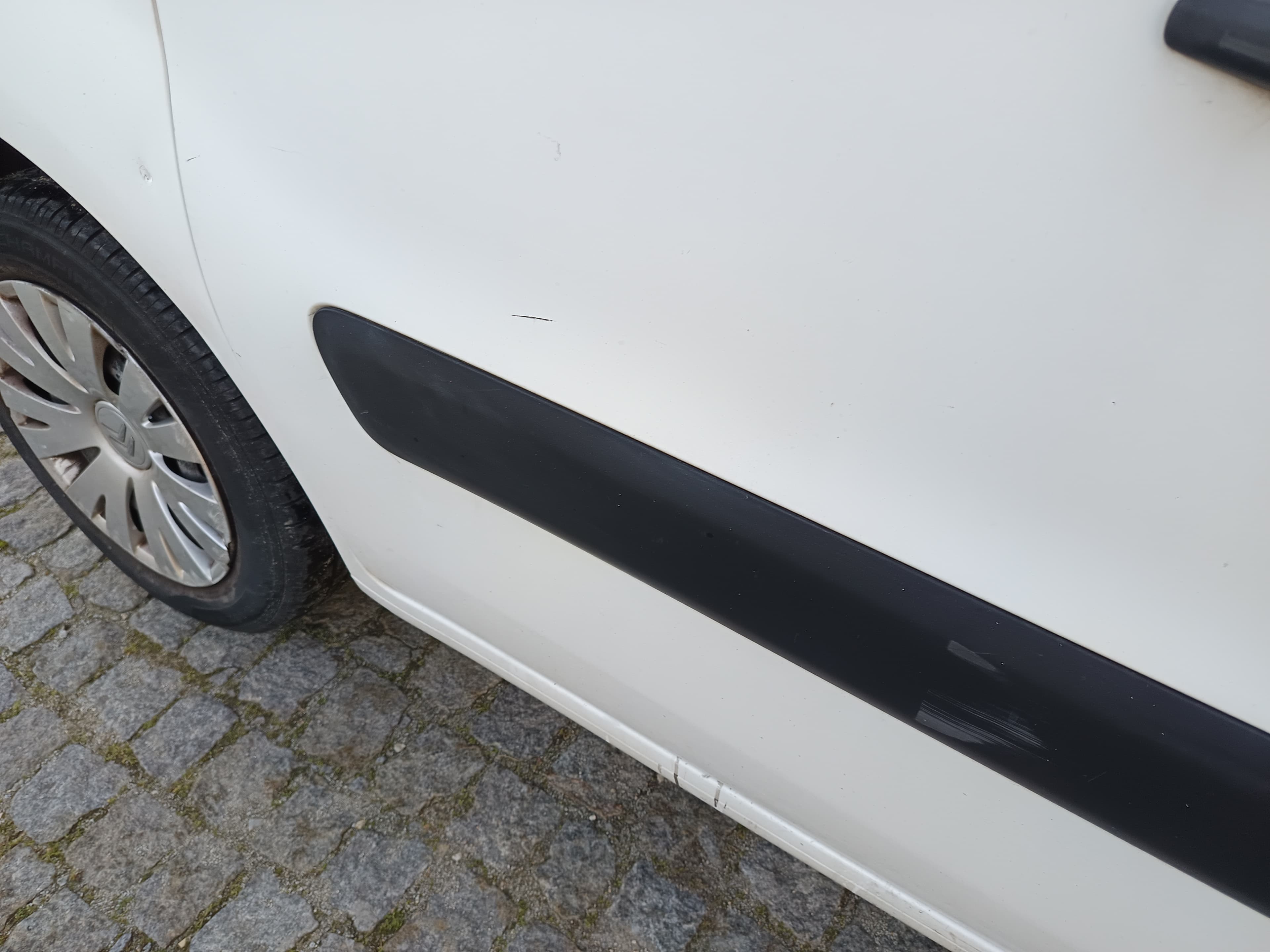 Citroën Berlingo · Ano 2015 — imagen 12