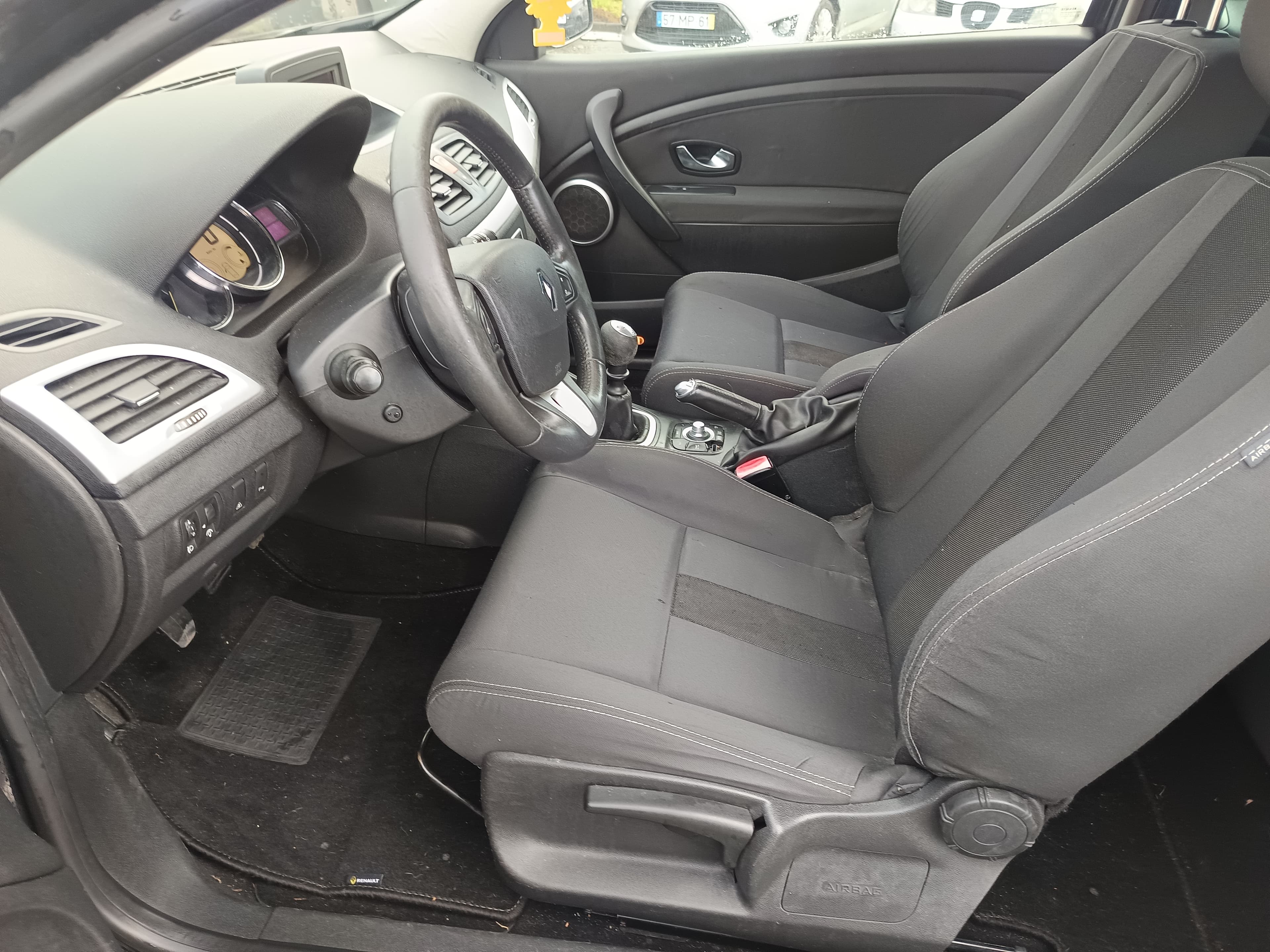 Renault Mégane · Ano 2009 — image 29