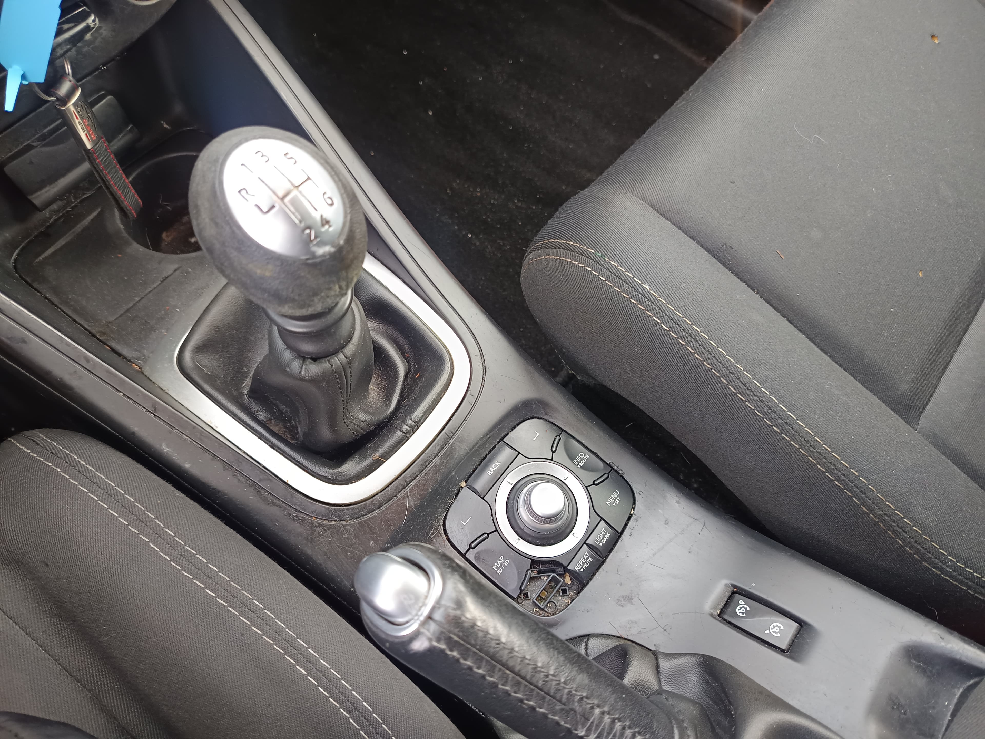Renault Mégane · Ano 2009 — image 36
